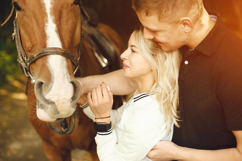 Tunniajane ratsamatk kahele