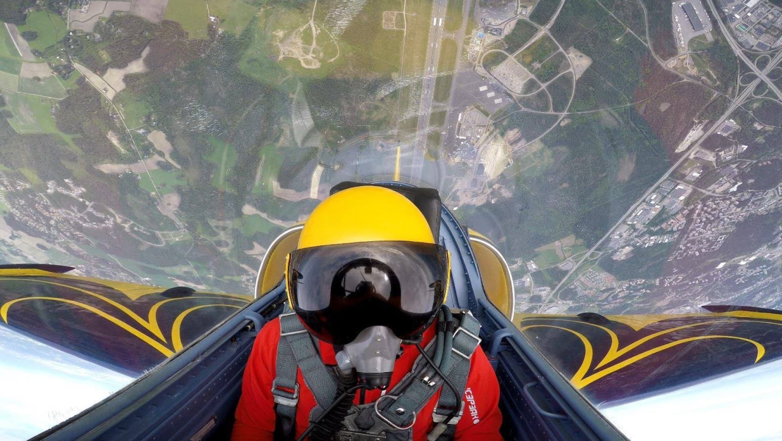 Полет на реактивном учебном самолете L-39 (20 минут)