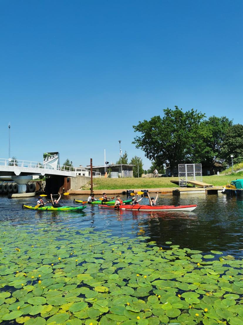Seikle Vabaks kajakimatk Pärnu lahel