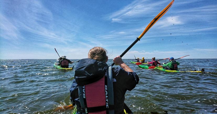 Seikle Vabaks päikeseloojangu kajakimatk Manija saarele
