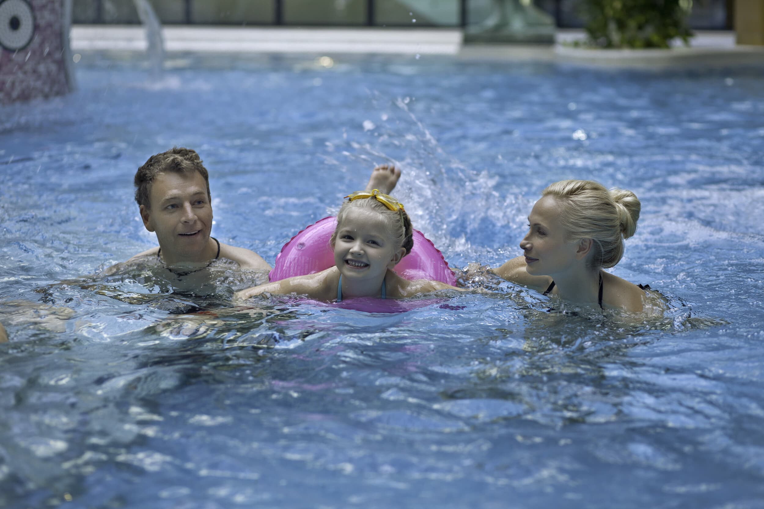 Семейное посещение водного центра Tallink Aqua SPA