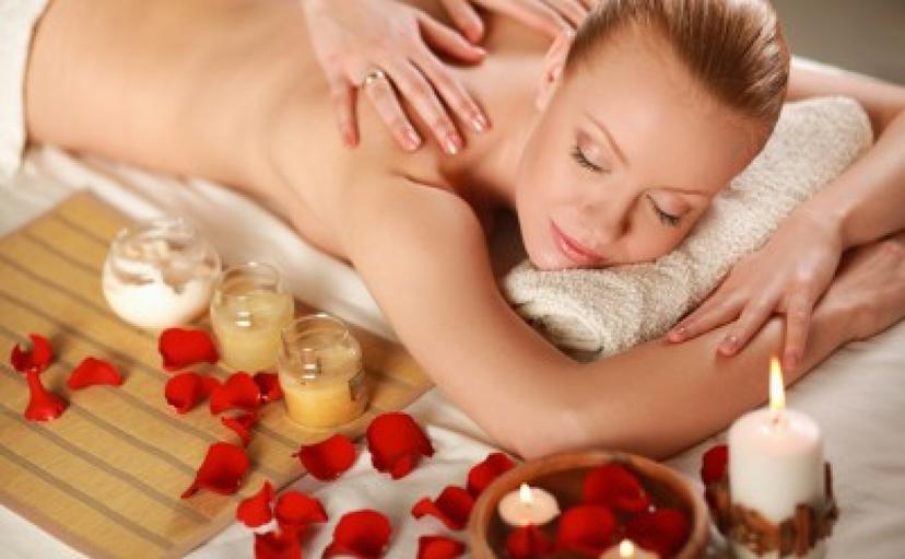 Ehtne Tai massaaž aromaatsete õlidega