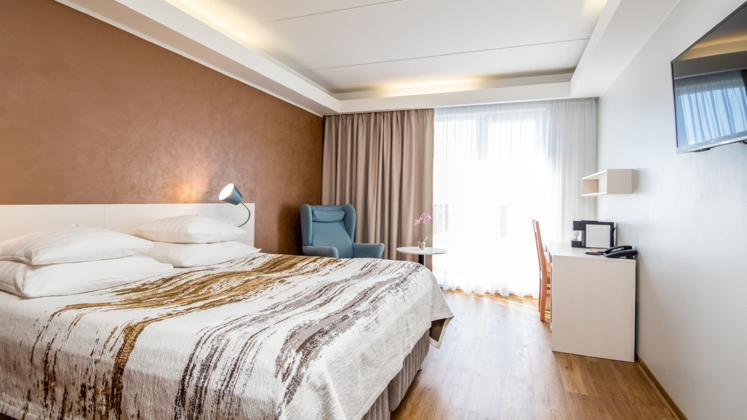 SPA18+ majutuspakett kahele Tallinn Viimsi SPA hotellis | Kingitus