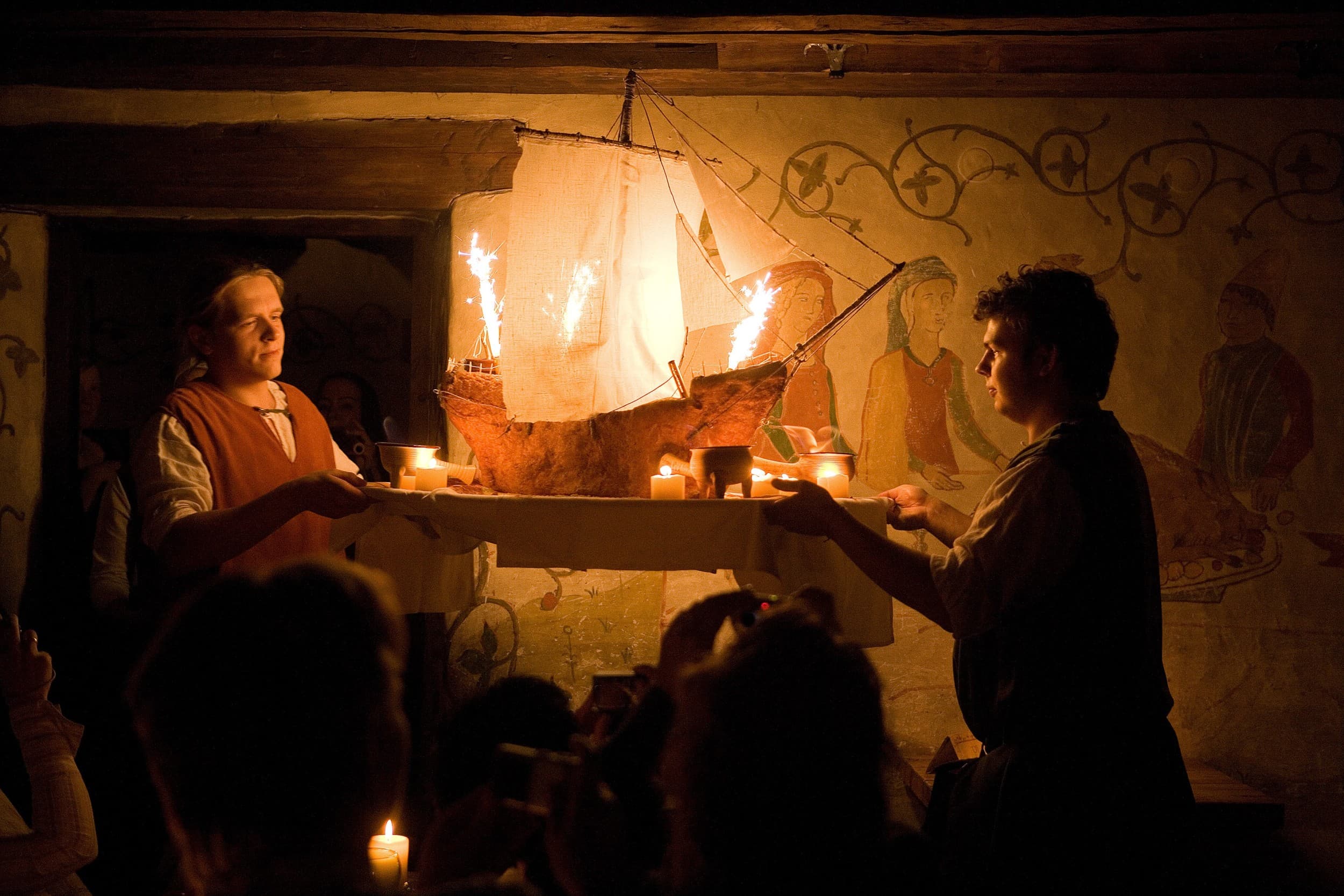 Средневековое пиршество в "Olde Hansa" | Kingitus