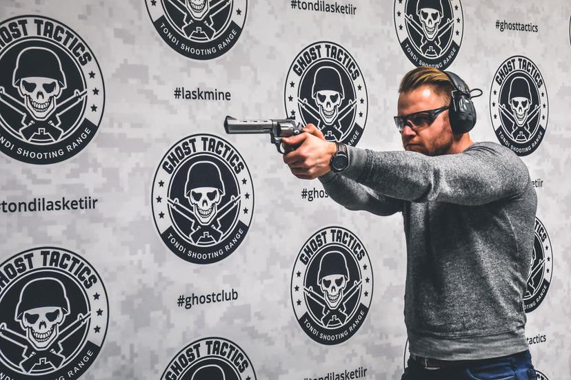 Laskmine käsirelvadest "Ekstreemne pakett" 