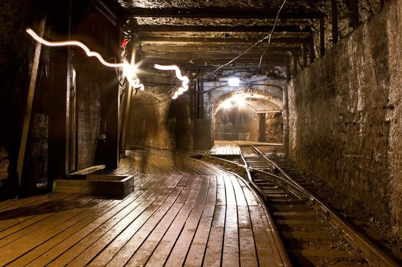 Maa-alune ekskursioon Eesti Kaevandusmuuseumis kahele