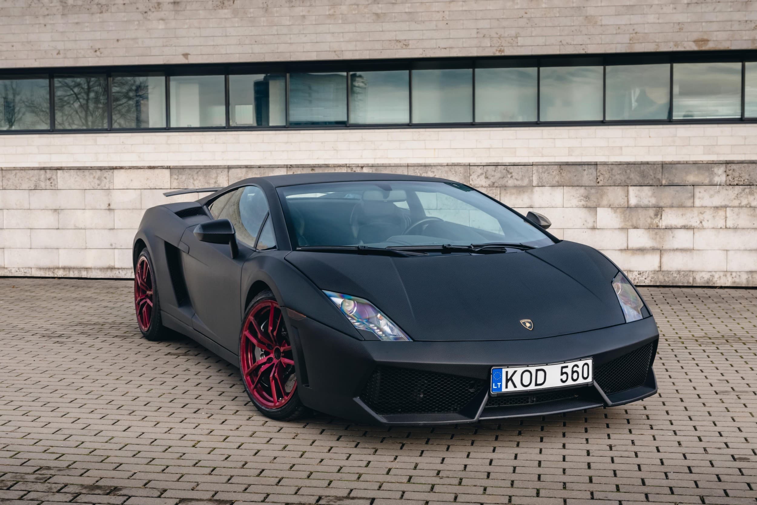Ferrari vs Lamborghini