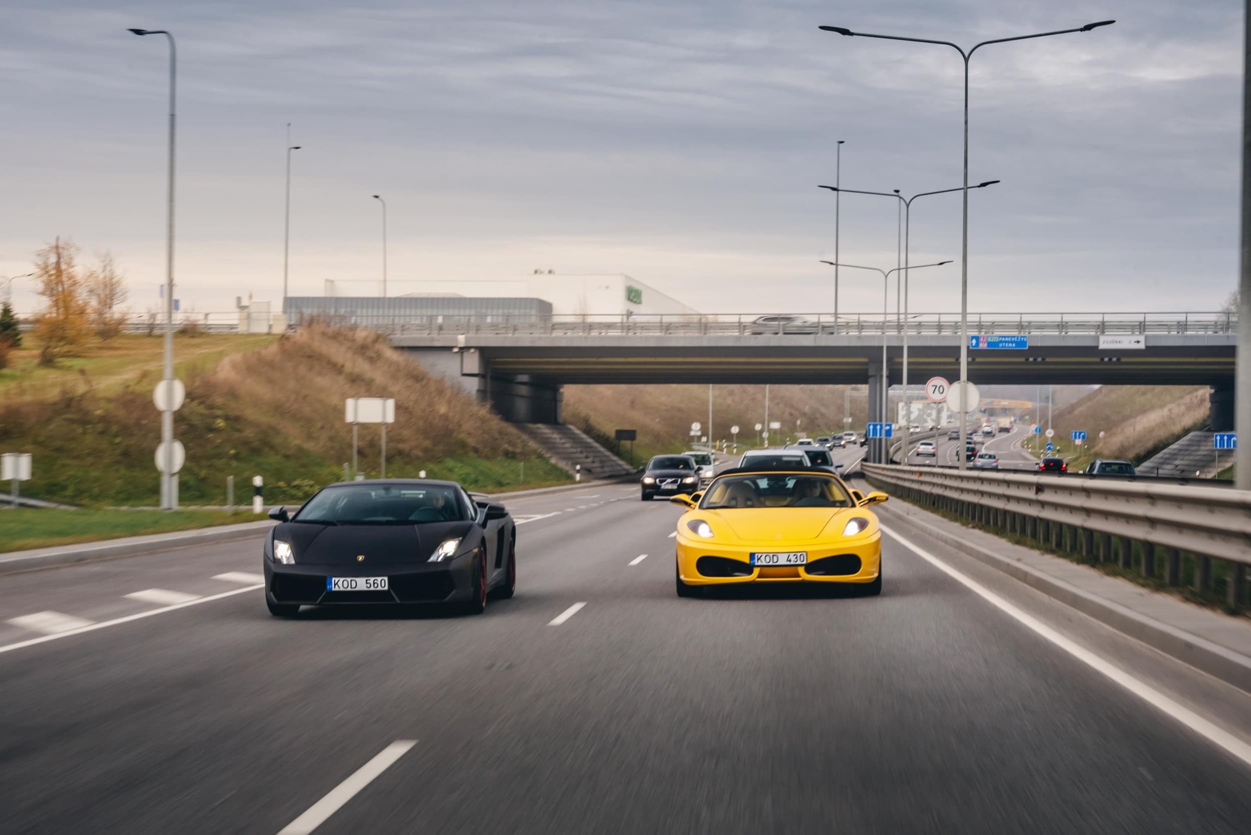 Ferrari vs Lamborghini
