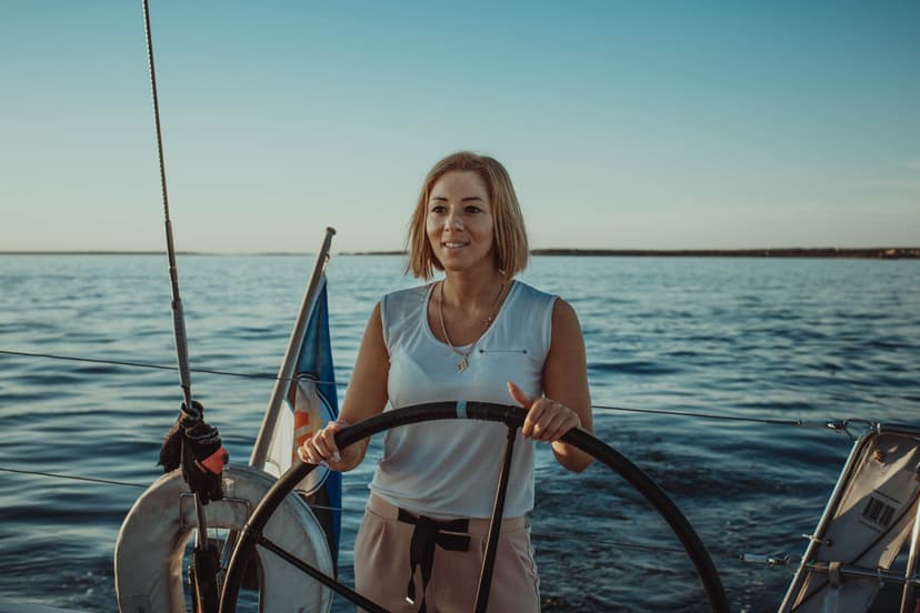 Purjetamine luksusjahiga Tallinna lahel 