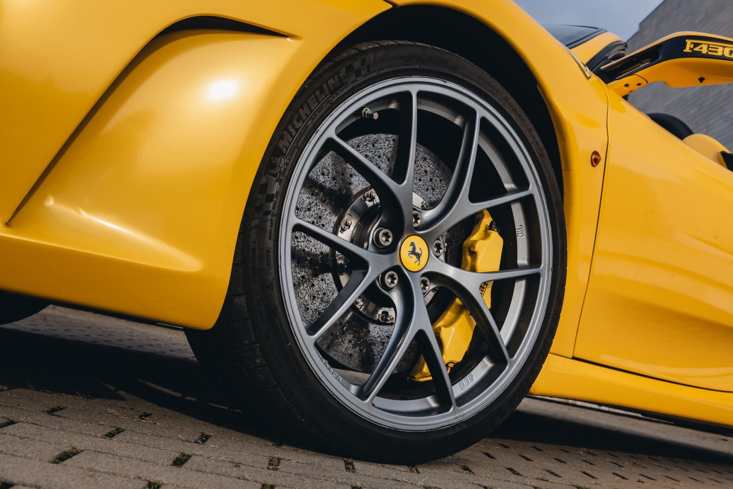 Поездка на Ferrari F430 на шоссе | Kingitus