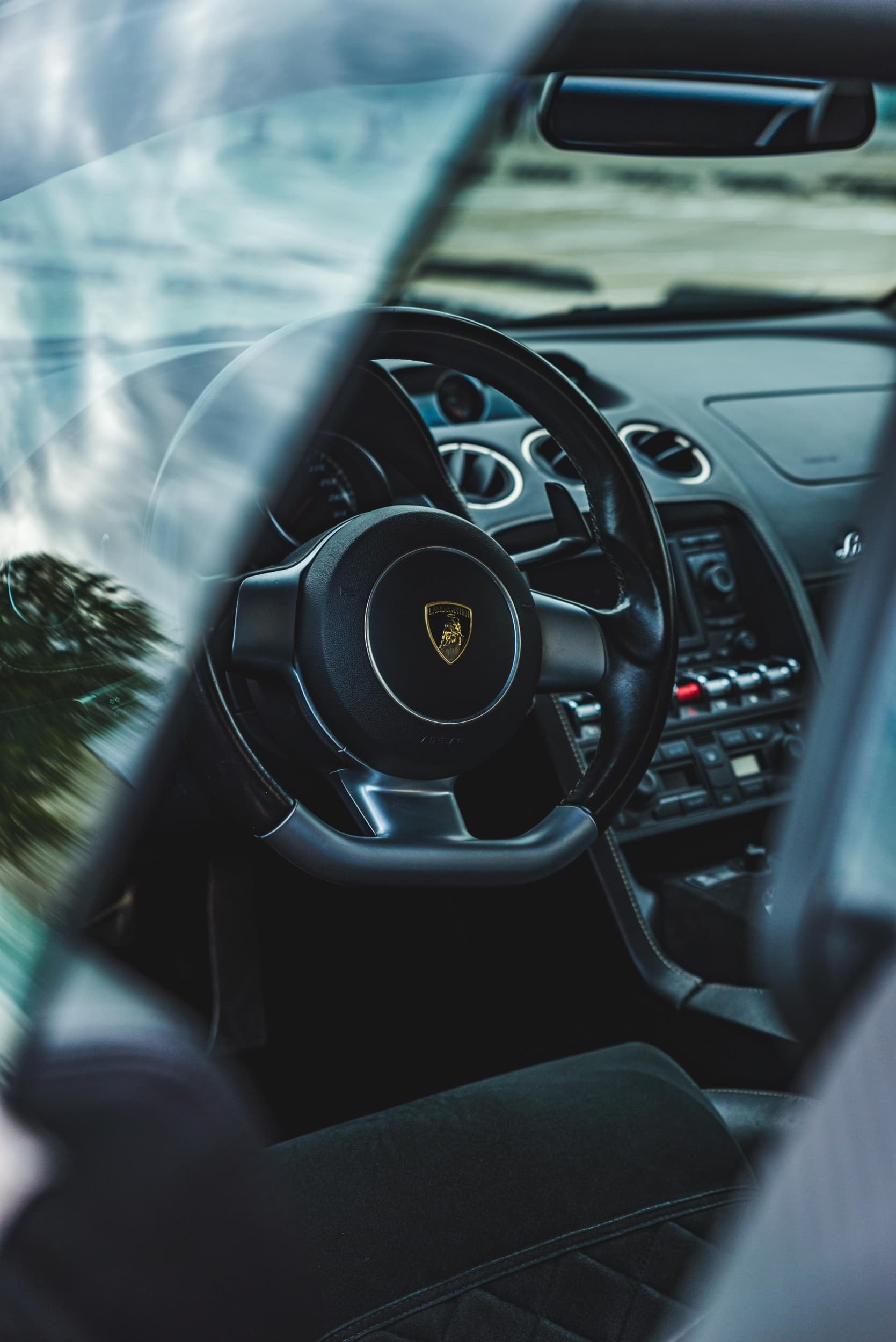 VIP! Tunneta Lamborghini Gallardo võimsust maanteel | Superdrive | Kingitus