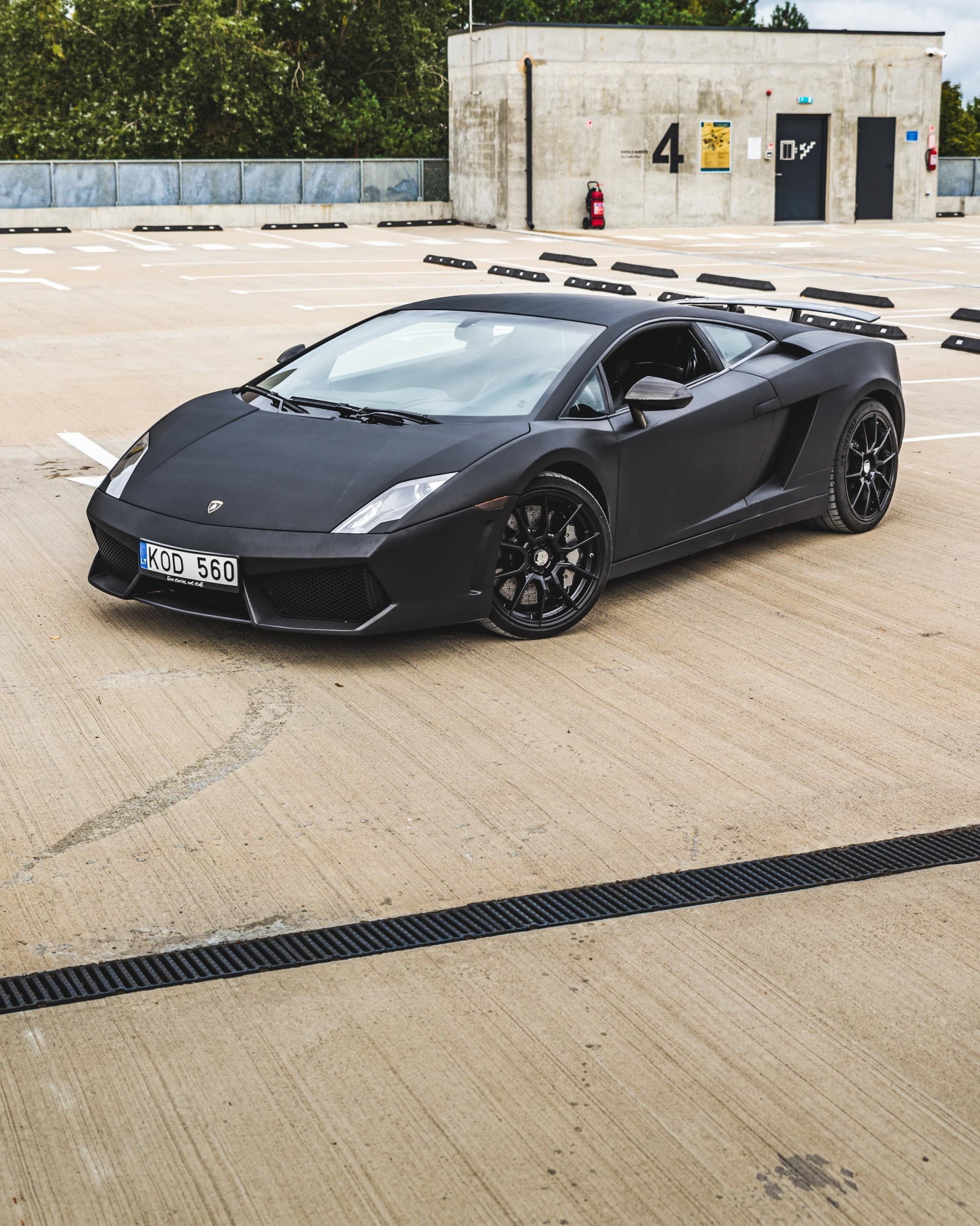 VIP! Tunneta Lamborghini Gallardo võimsust maanteel | Superdrive | Kingitus