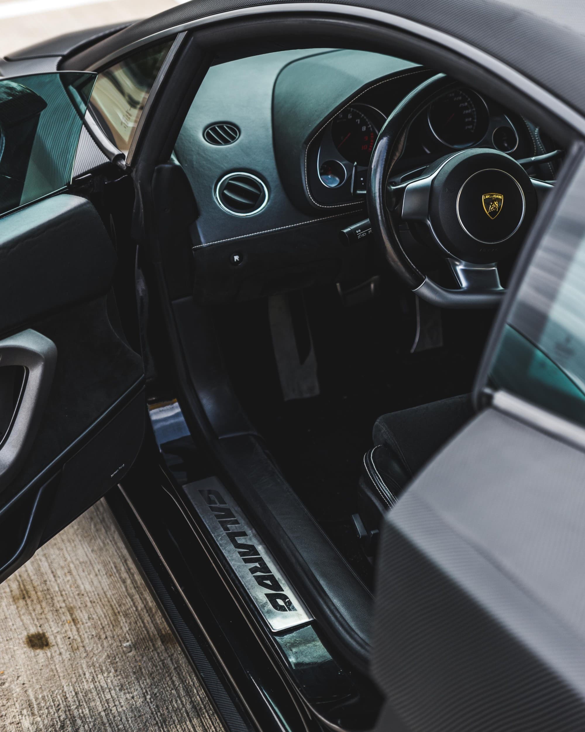 VIP! Tunneta Lamborghini Gallardo võimsust maanteel | Superdrive | Kingitus