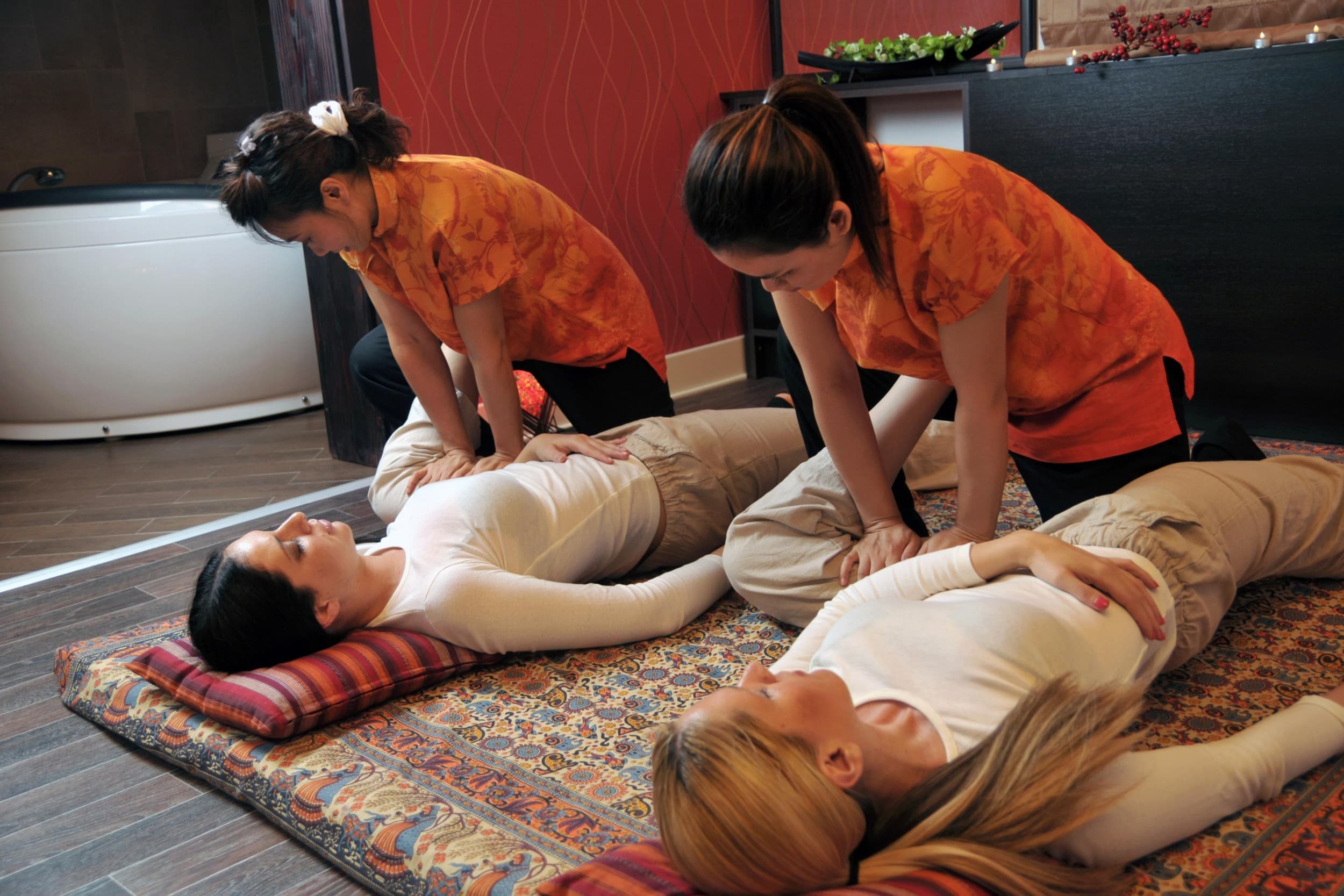 Thai Orchid SPA Tai massaaž kahele | 60 min | Kingitus