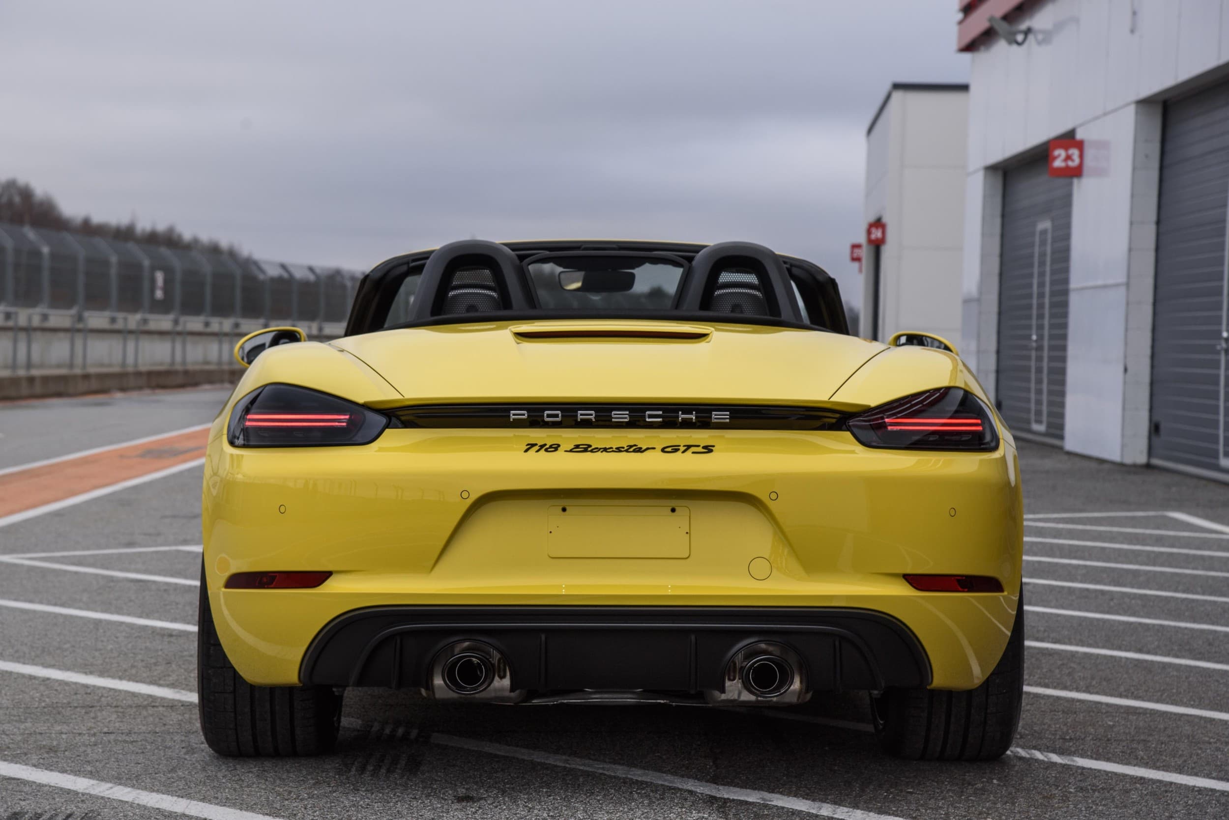 Захватывающая езда за рулем Porsche 718 Boxster GTS 4.0 | Kingitus
