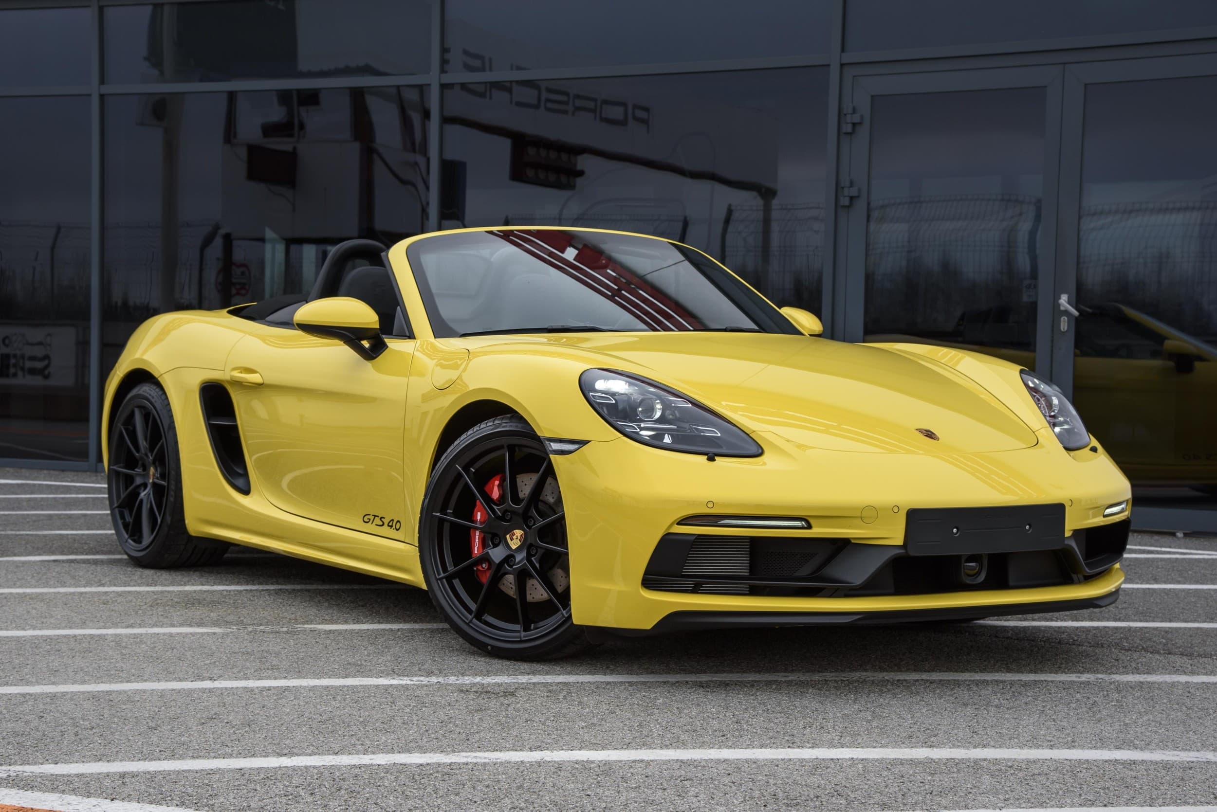 Захватывающая езда за рулем  Porsche 718 Boxster GTS 4.0 | Kingitus