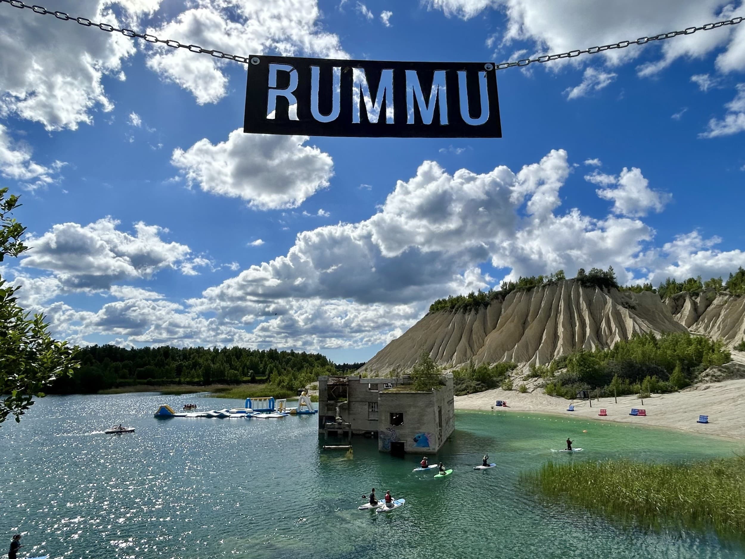 Поход на SUP-досках по озеру Румму с посещением магического террикона | Kingitus