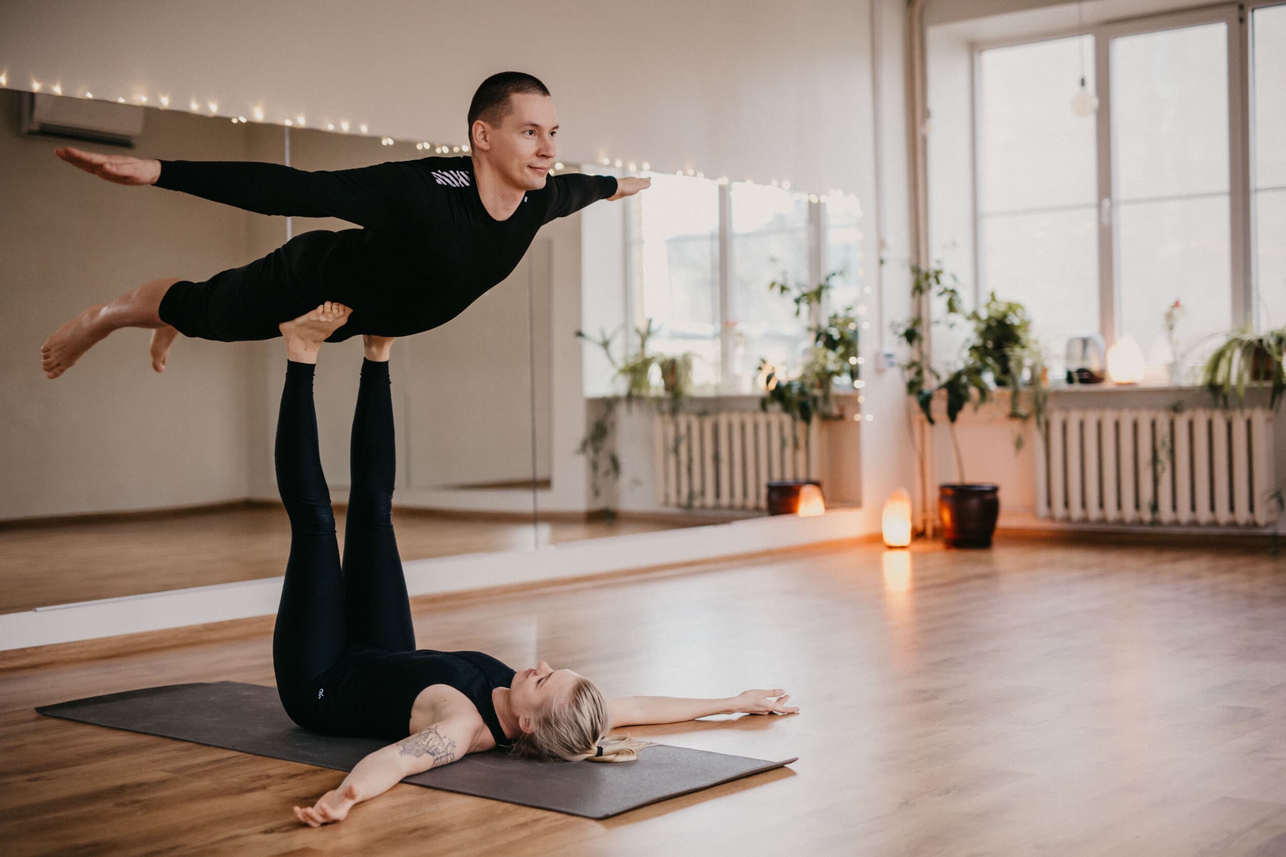 Partnerjooga ja Akrojooga eratund kahele | Kingitus