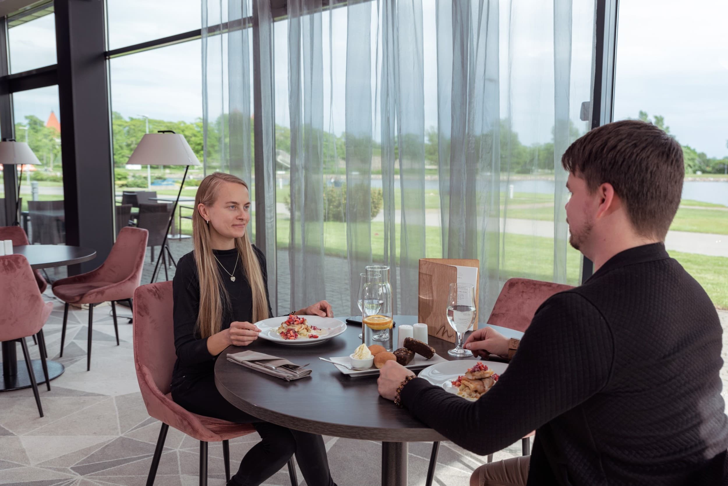 Mereäärne minipuhkus Kuressaares | 2 ööd | Kingitus