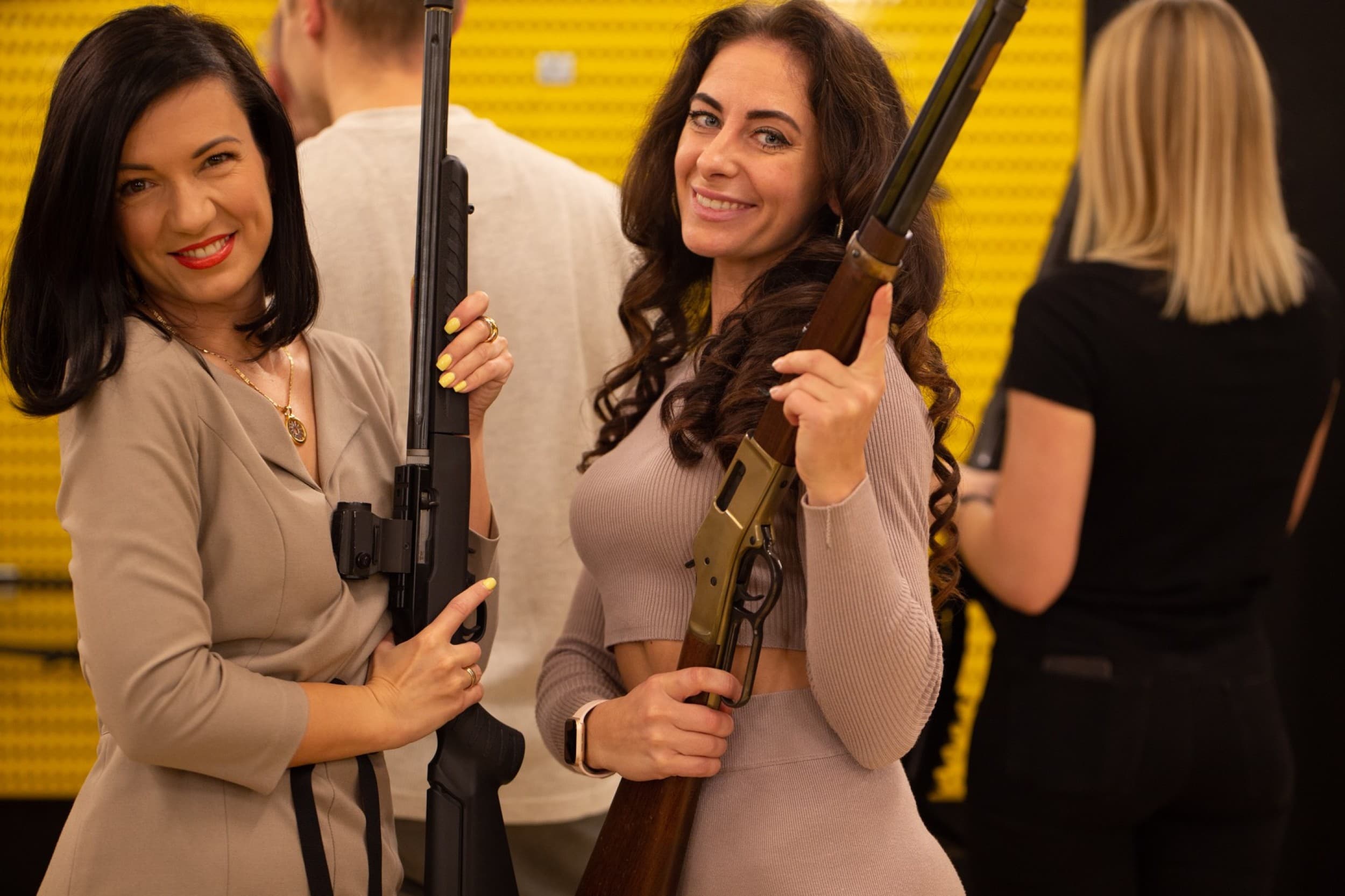 Стрелковый пакет "С другом" на стрельбище GunGarage