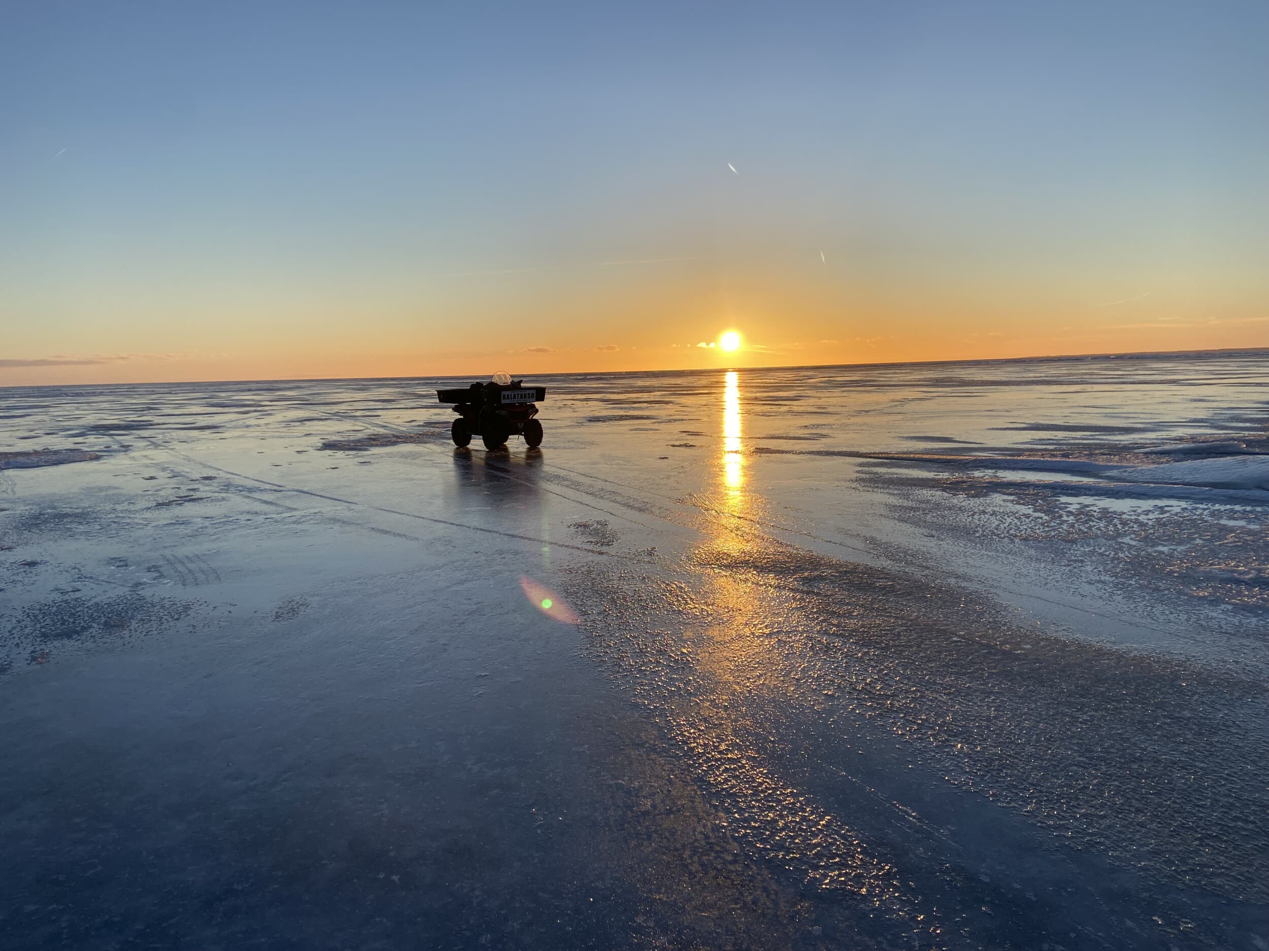 Elamuspäev jäisel Pärnu lahel | Kingitus