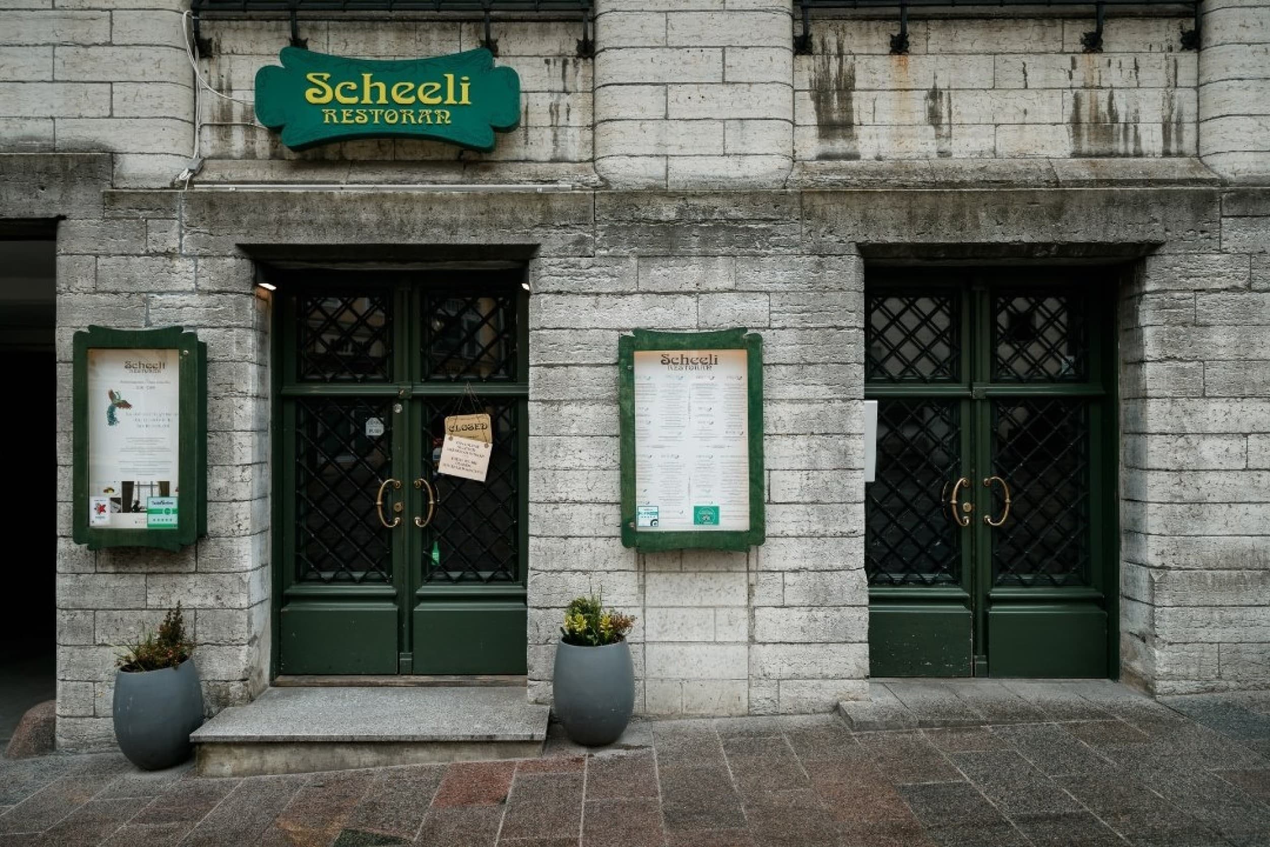 Ужин в стиле ар-нуво в ресторане Scheeli