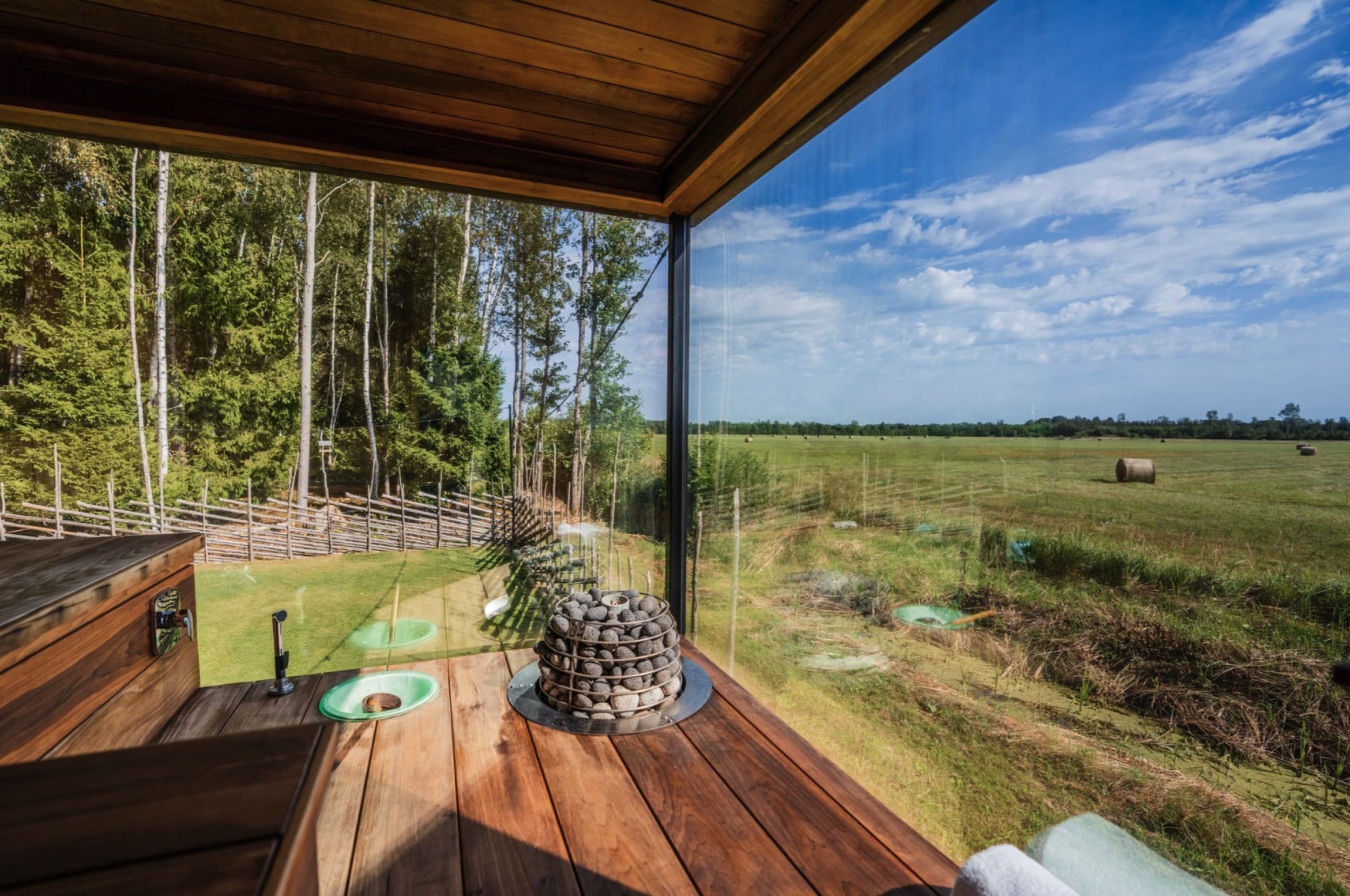Puhkus Kabuna Luxury Resort privaatses minivillas Hiiumaal | Kingitus