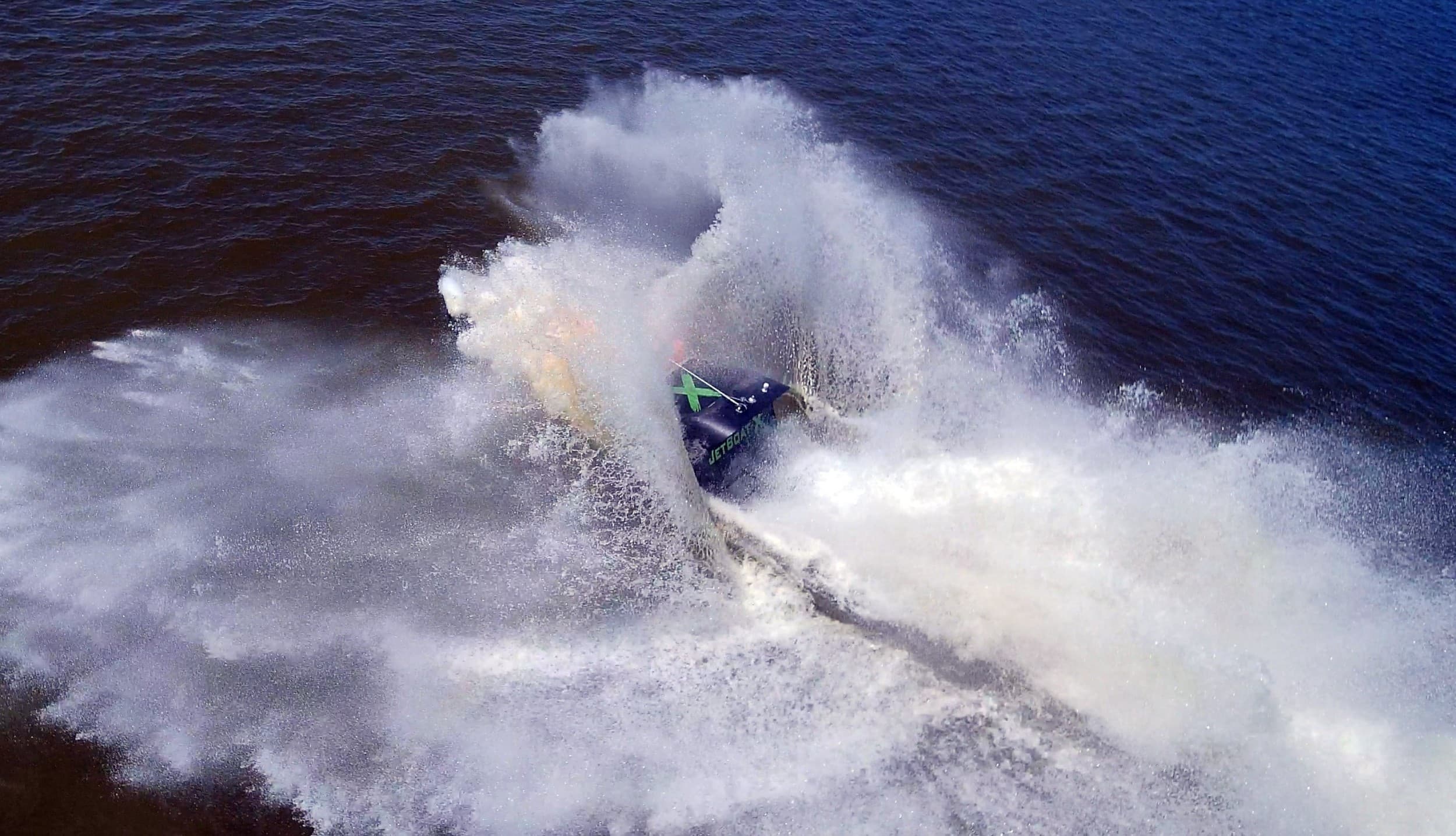 Adrenaliinirohke JetBoat-X sõit Pärnu lahel