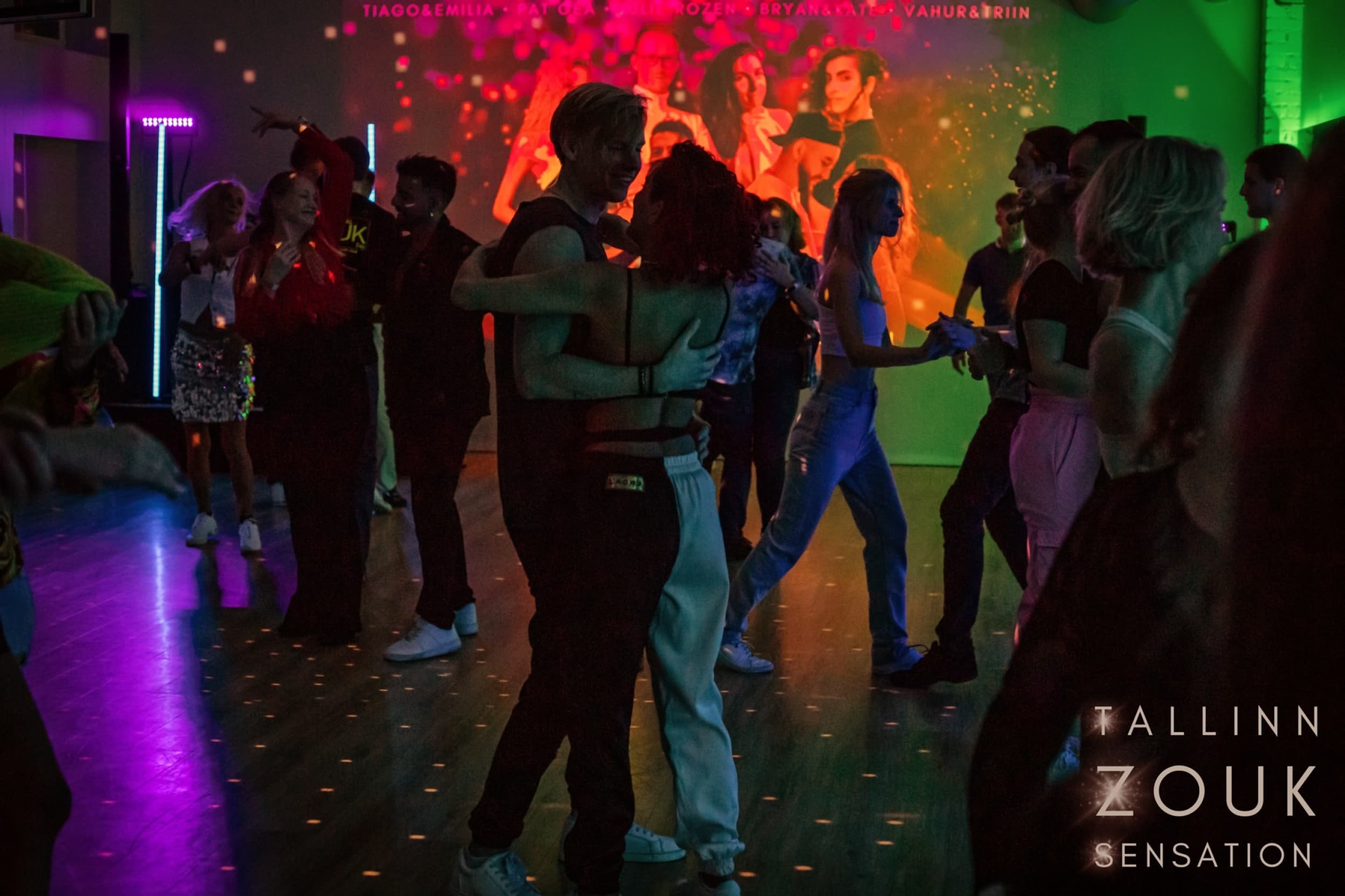 2 kuud tantsutreeninguid Bachata Studio Tallinnas | Kingitus