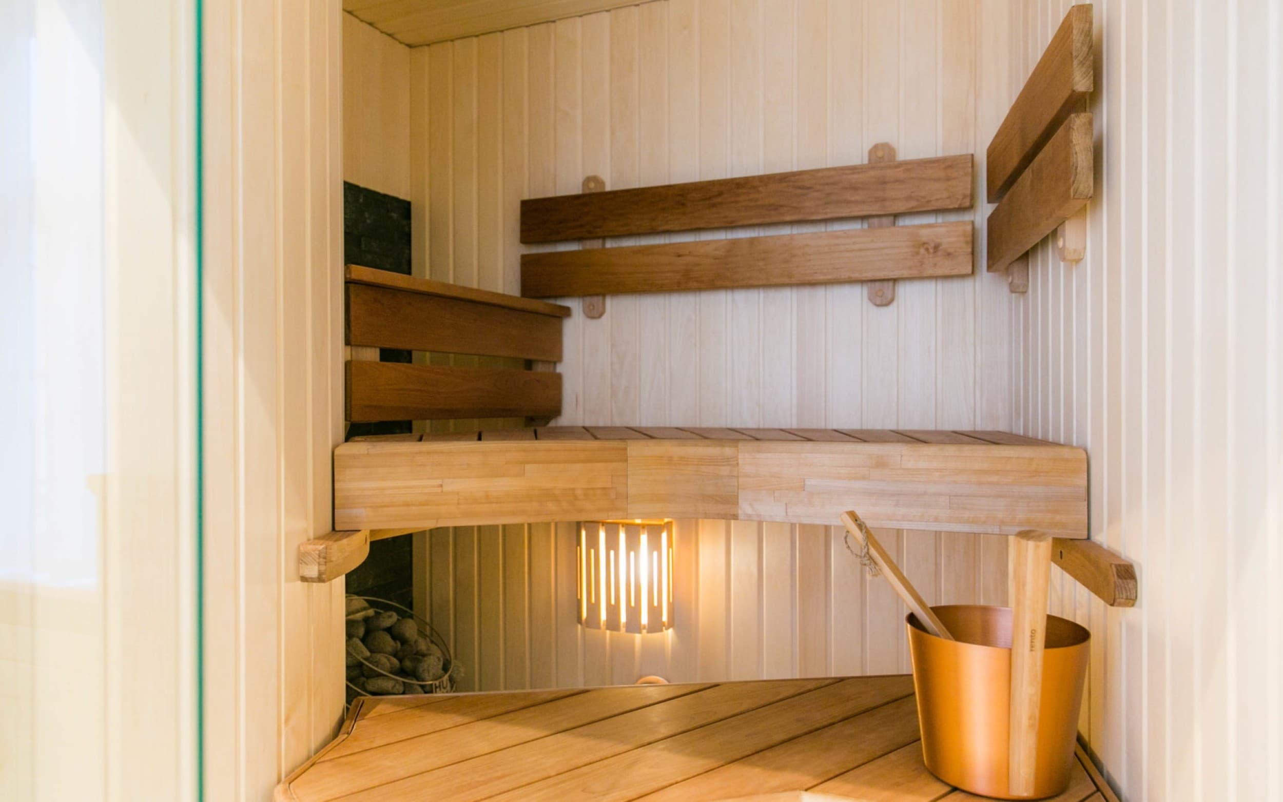 Antonius Boutique Hotel romantikapakett kahele saunaga sviidis | Kingitus