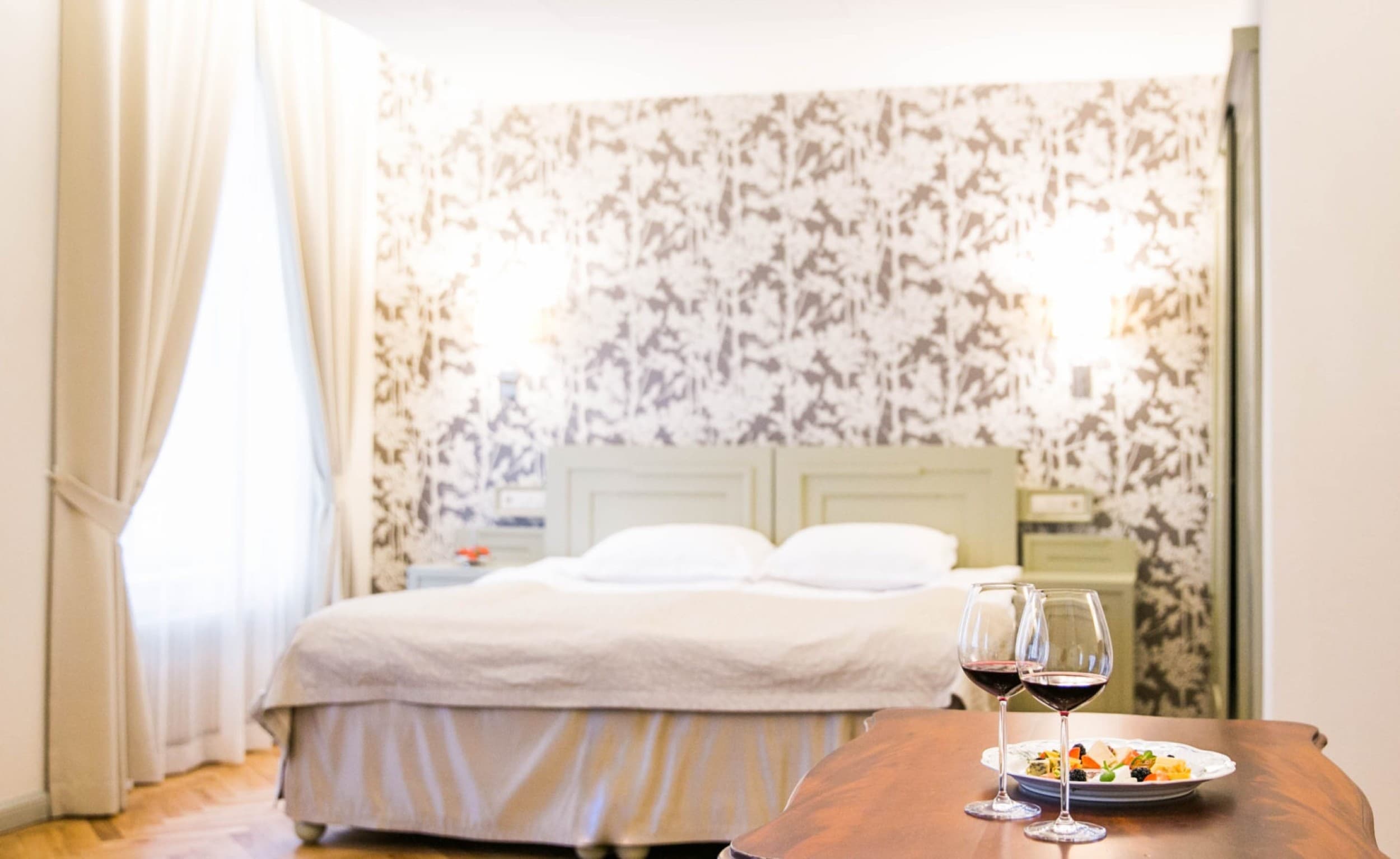 Antonius Boutique Hotel romantikapakett kahele saunaga sviidis | Kingitus