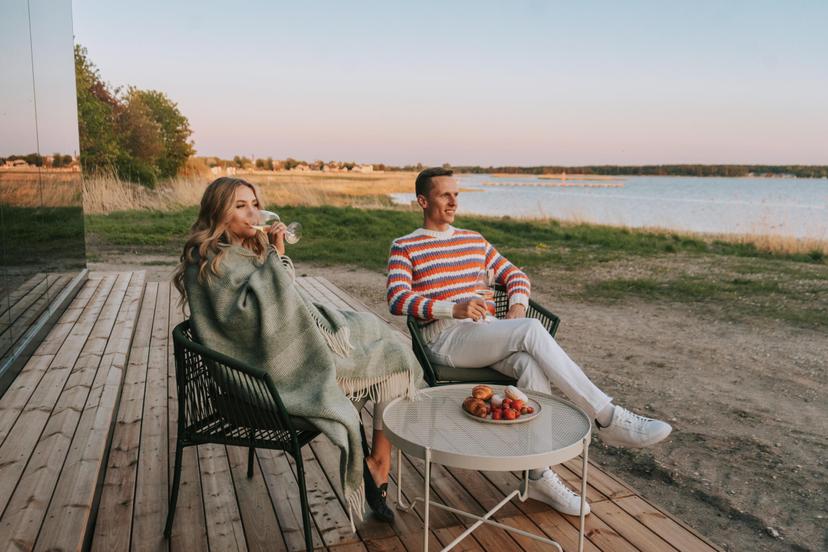 Mereäärne elamusmajutus koos saunaga Haapsalus | R-L