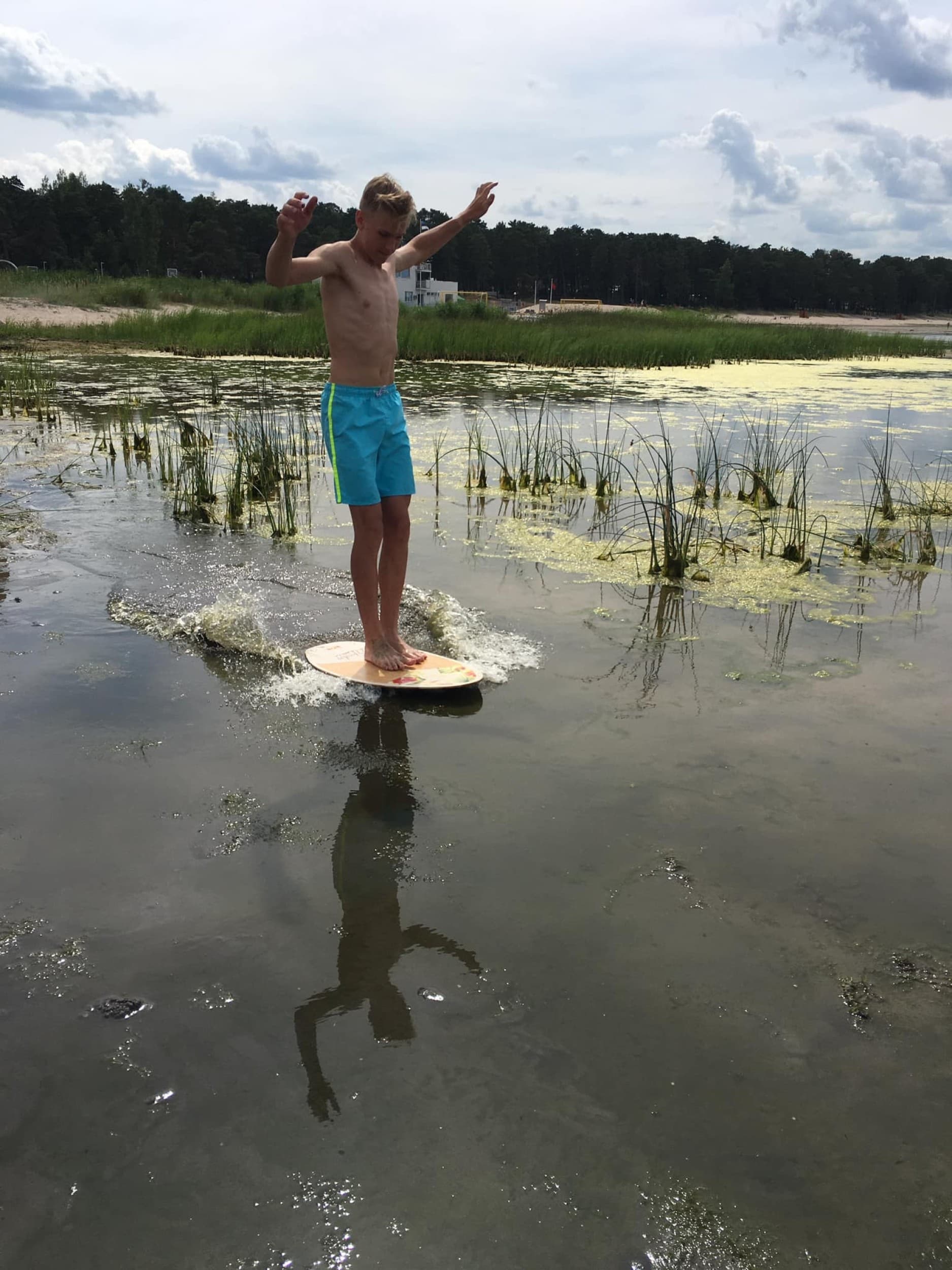 Skimboard laenutus ja koolitus
