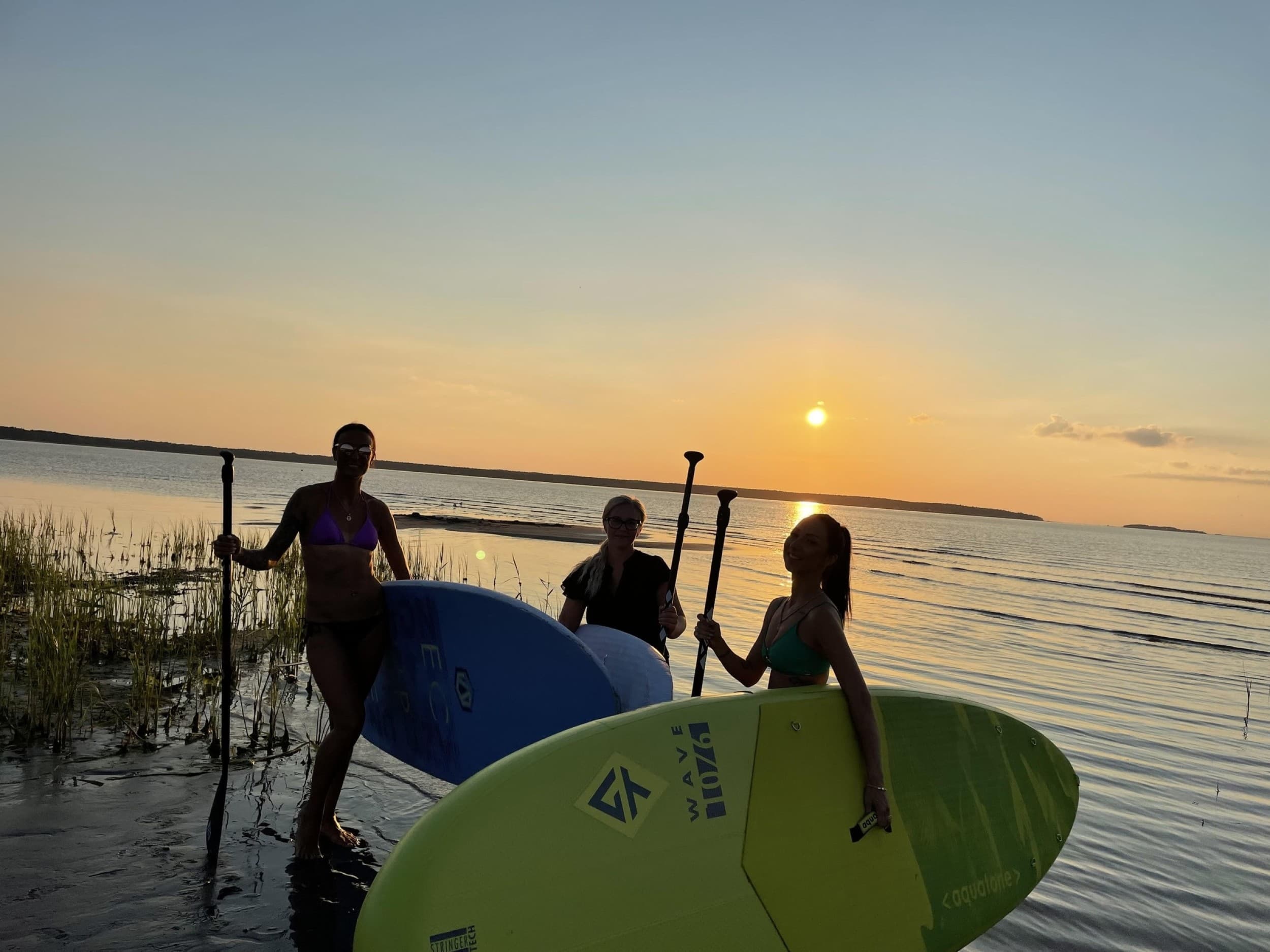 SUP-laua laenutus Surfstar surfikoolis