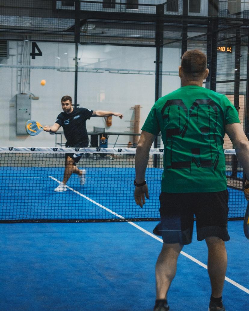 Padelitreening professionaalse treeneriga Padelikeskuses | 1h