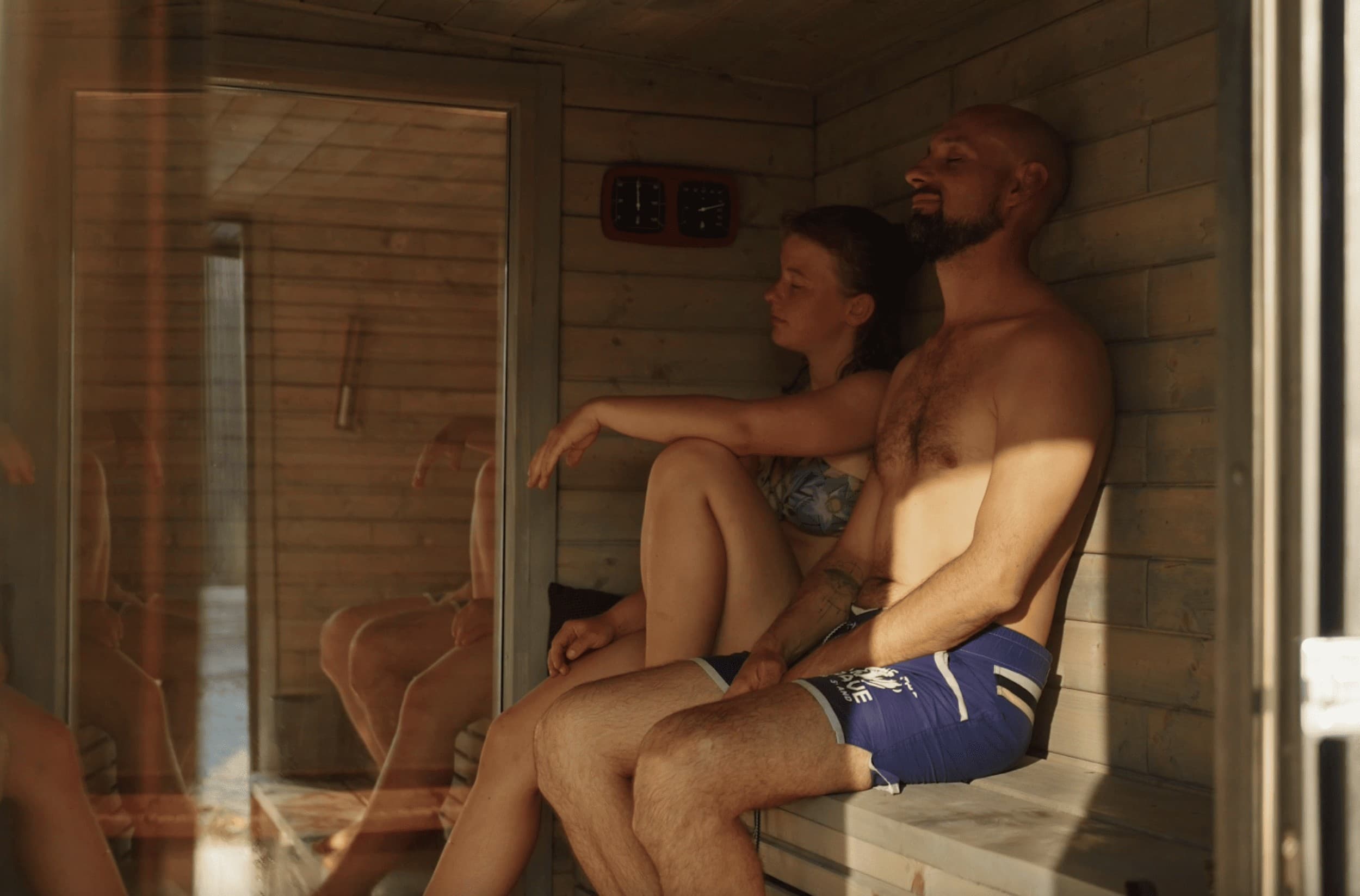 Ööbimine panoraamvaatega sviidis sauna ja 2 eFoil-lennuga Haven Jahisadamas | Kingitus