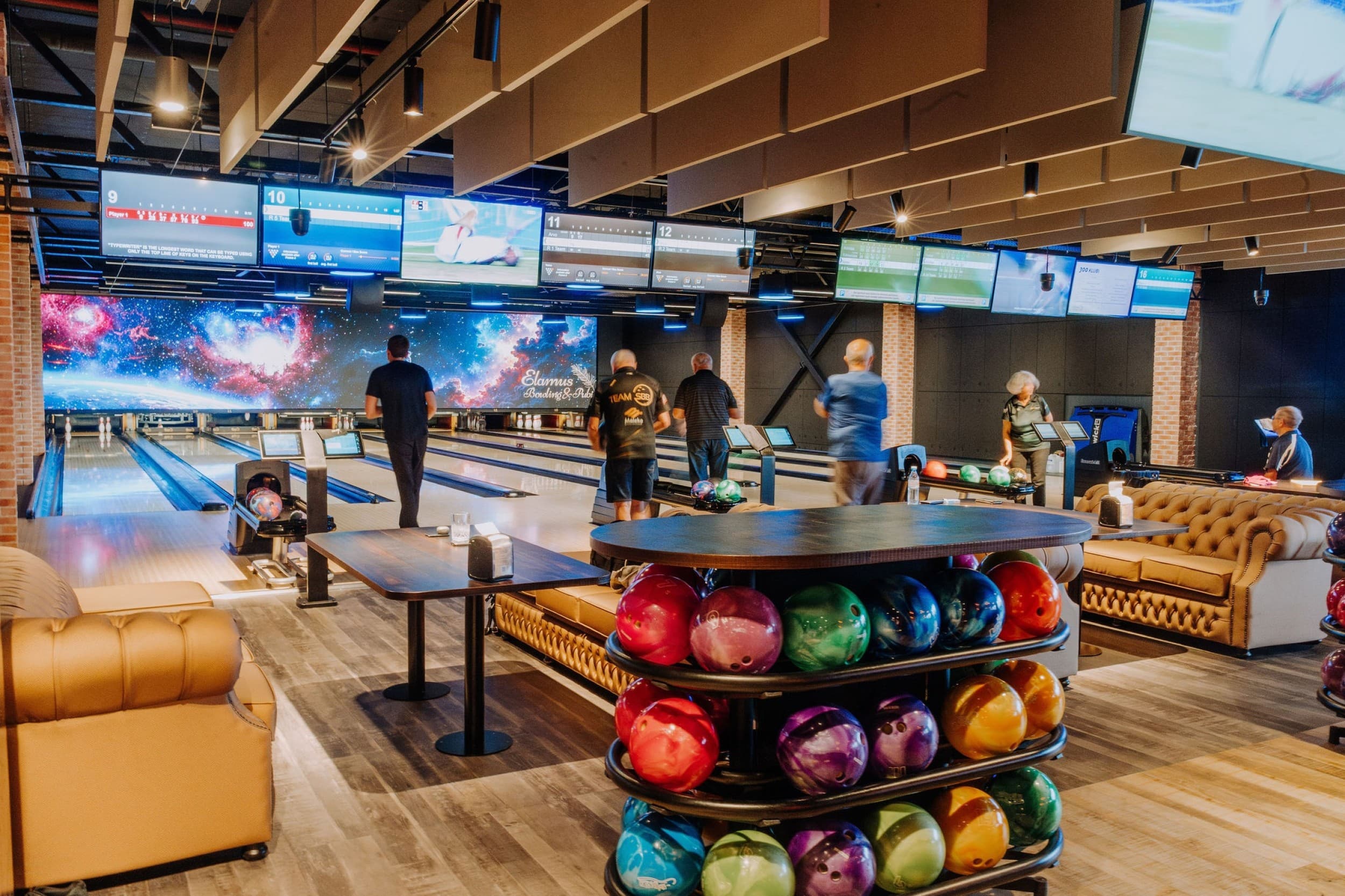 Bowlingumäng SPARK rajal Elamus Bowling & Pubis | 1h | Kingitus