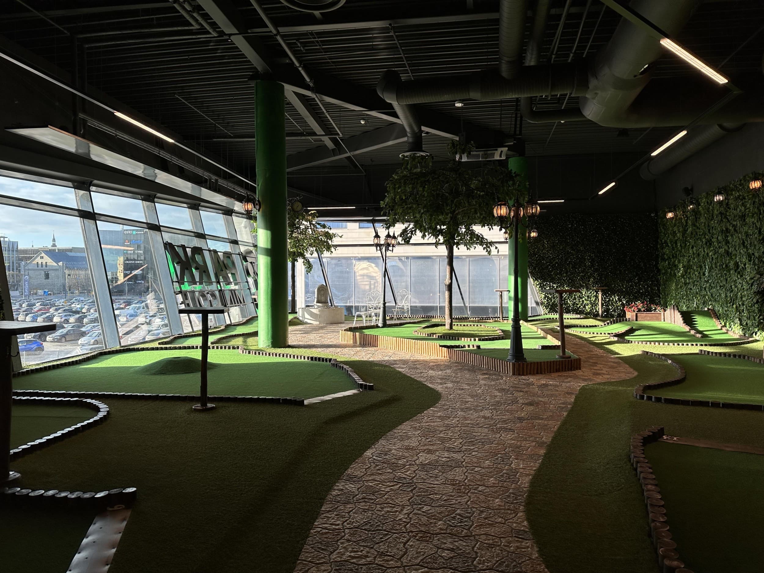 Детский день рождения в Park Minigolf для десяти человек
