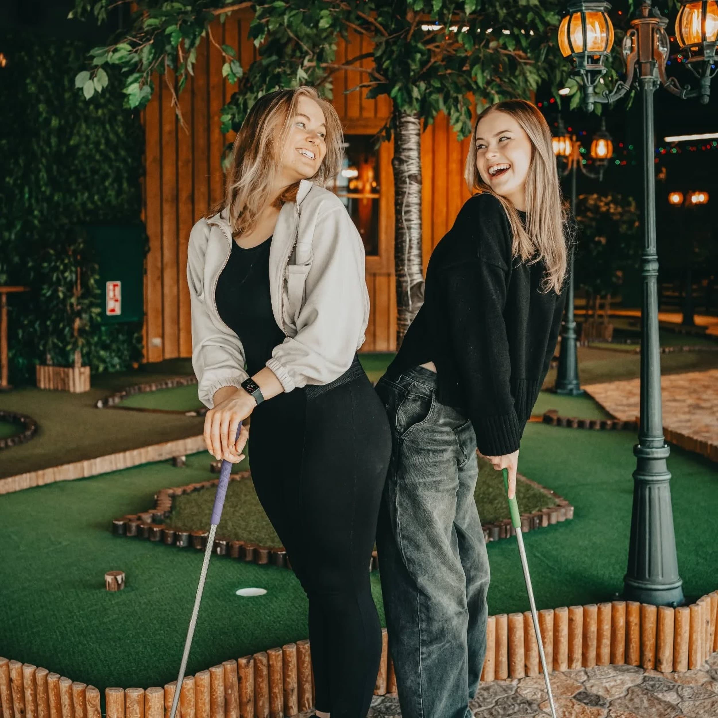 Тимбилдинг или день рождения в Park Minigolf для десяти человек
