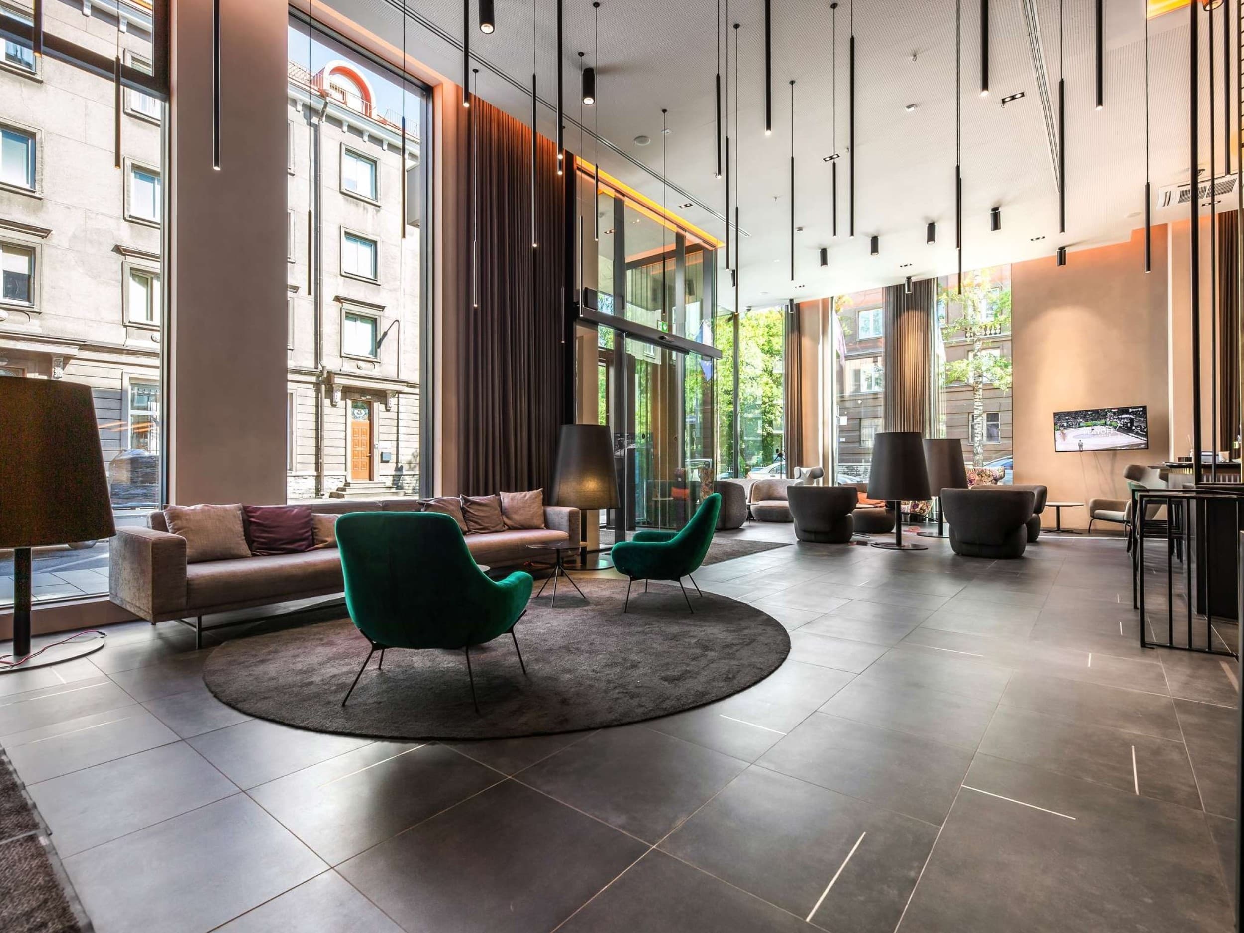 Mövenpick Hotel Tallinn majutuspakett koos kolmekäigulise õhtusöögiga
