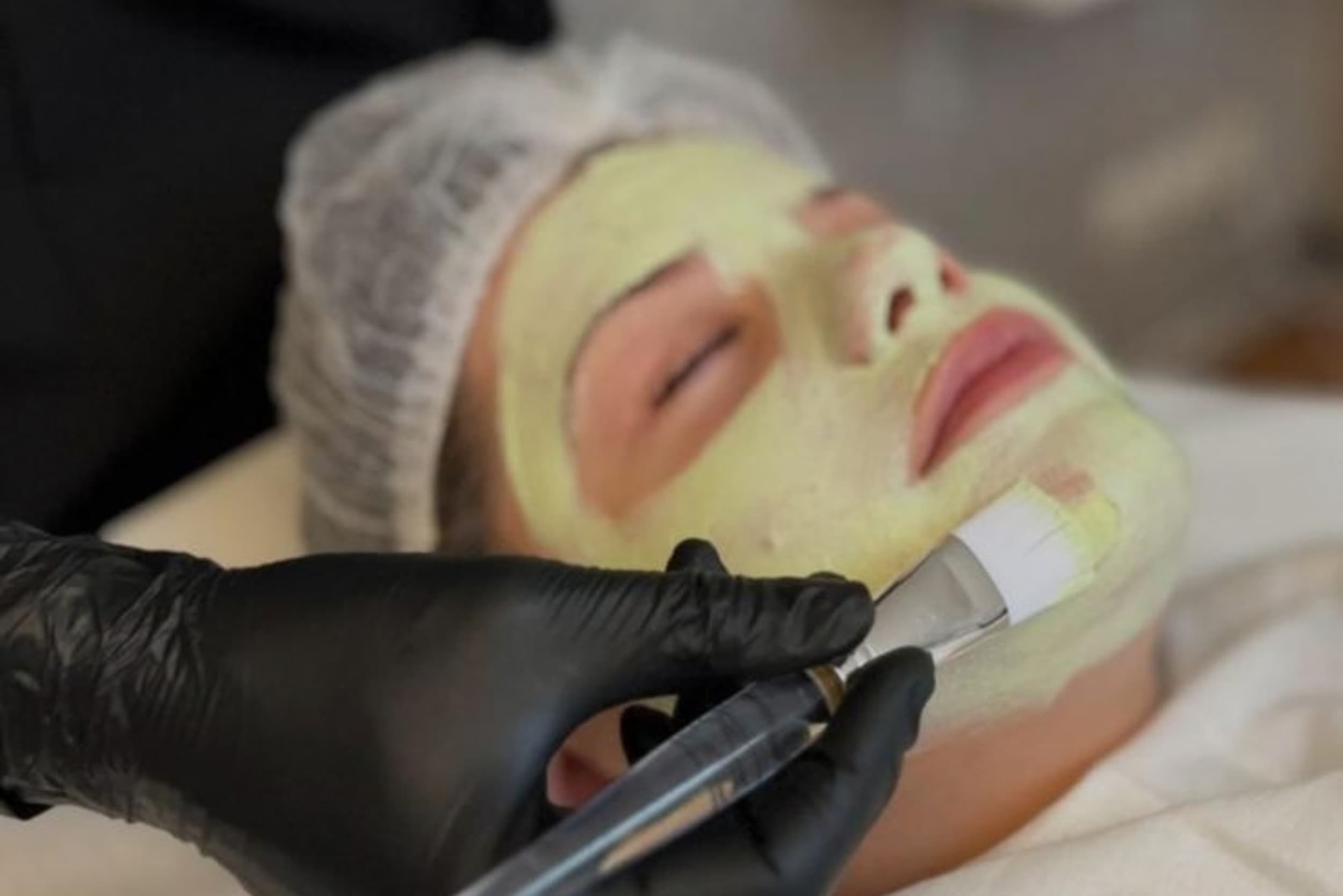 Luksuslik näohooldus Premium Glow - Hydro Facial & RF-lifting