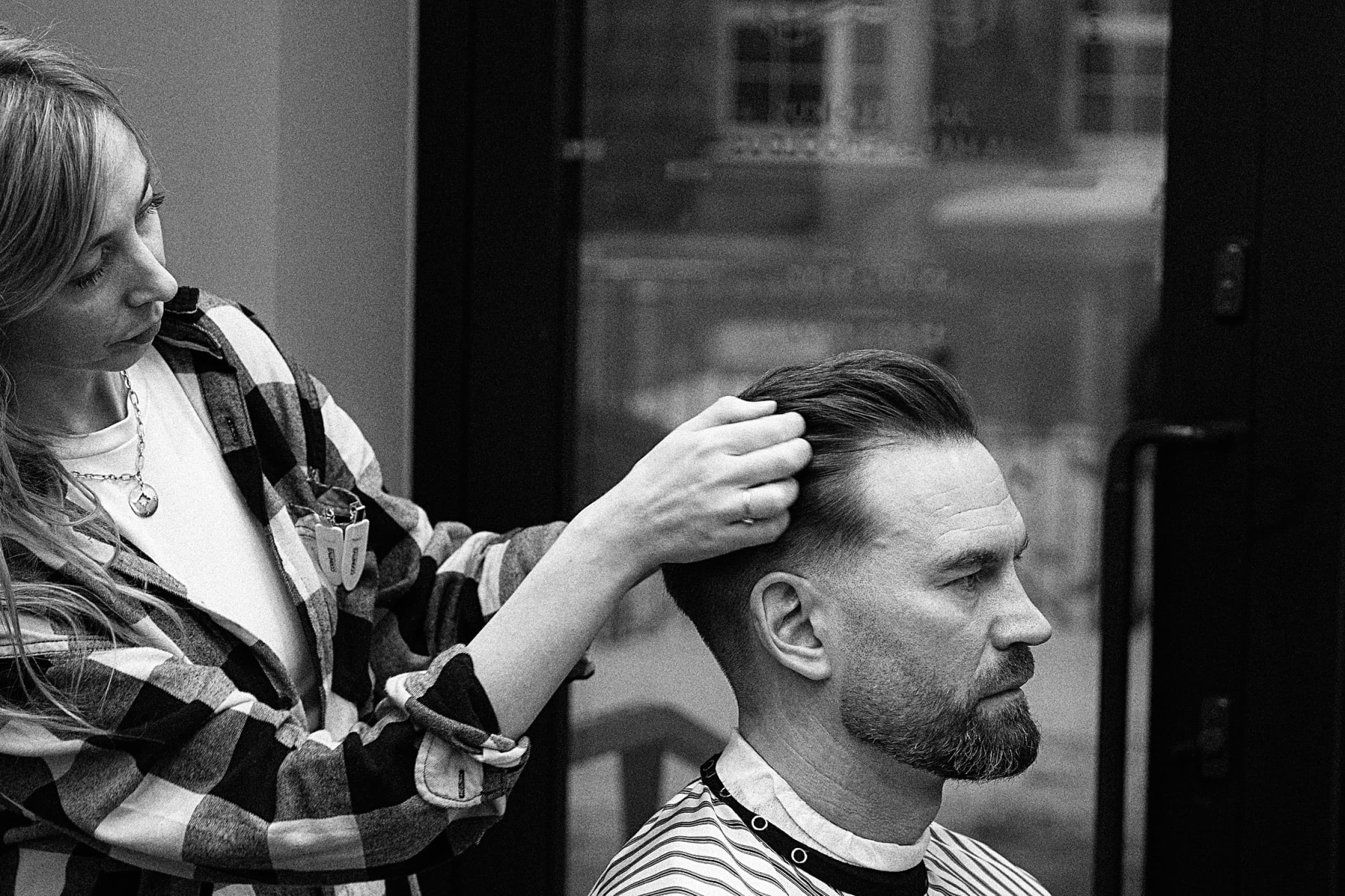 Мужская стрижка и Face Spa в Barberina