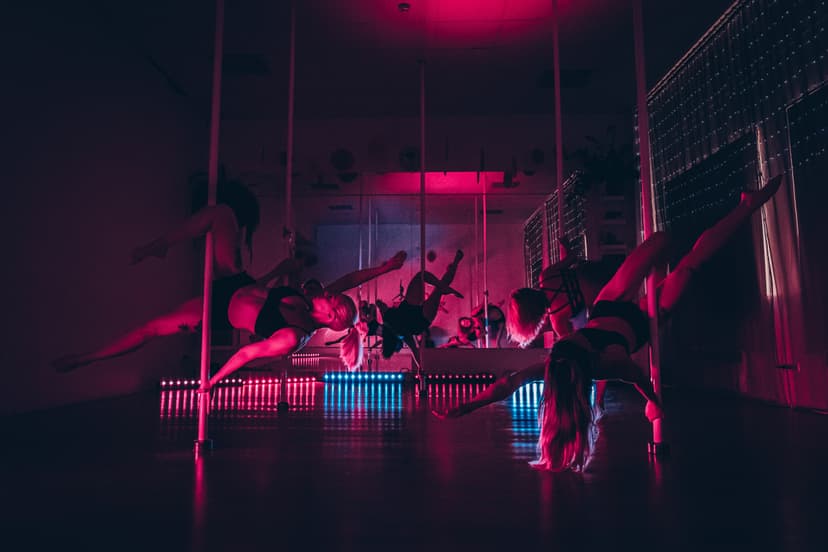 Peopakett Pärnu postitantsu stuudios