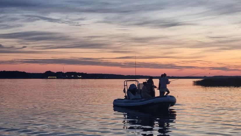 Päevane seiklusreis maagilisele Kõinastu laiule kiirkaatriga