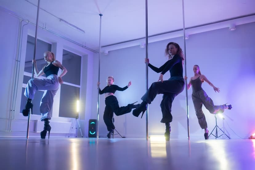 Treeningupakett "SPACE TEST" tantsustuudios Rekap Woman Space