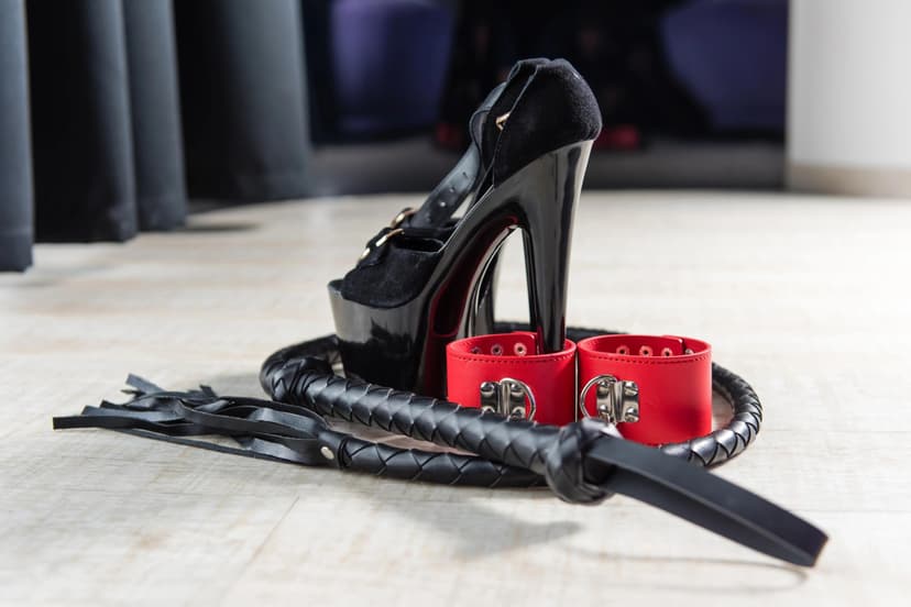 Kirglik öö tumedate fantaasiate sviidis Tallinna vanalinnas