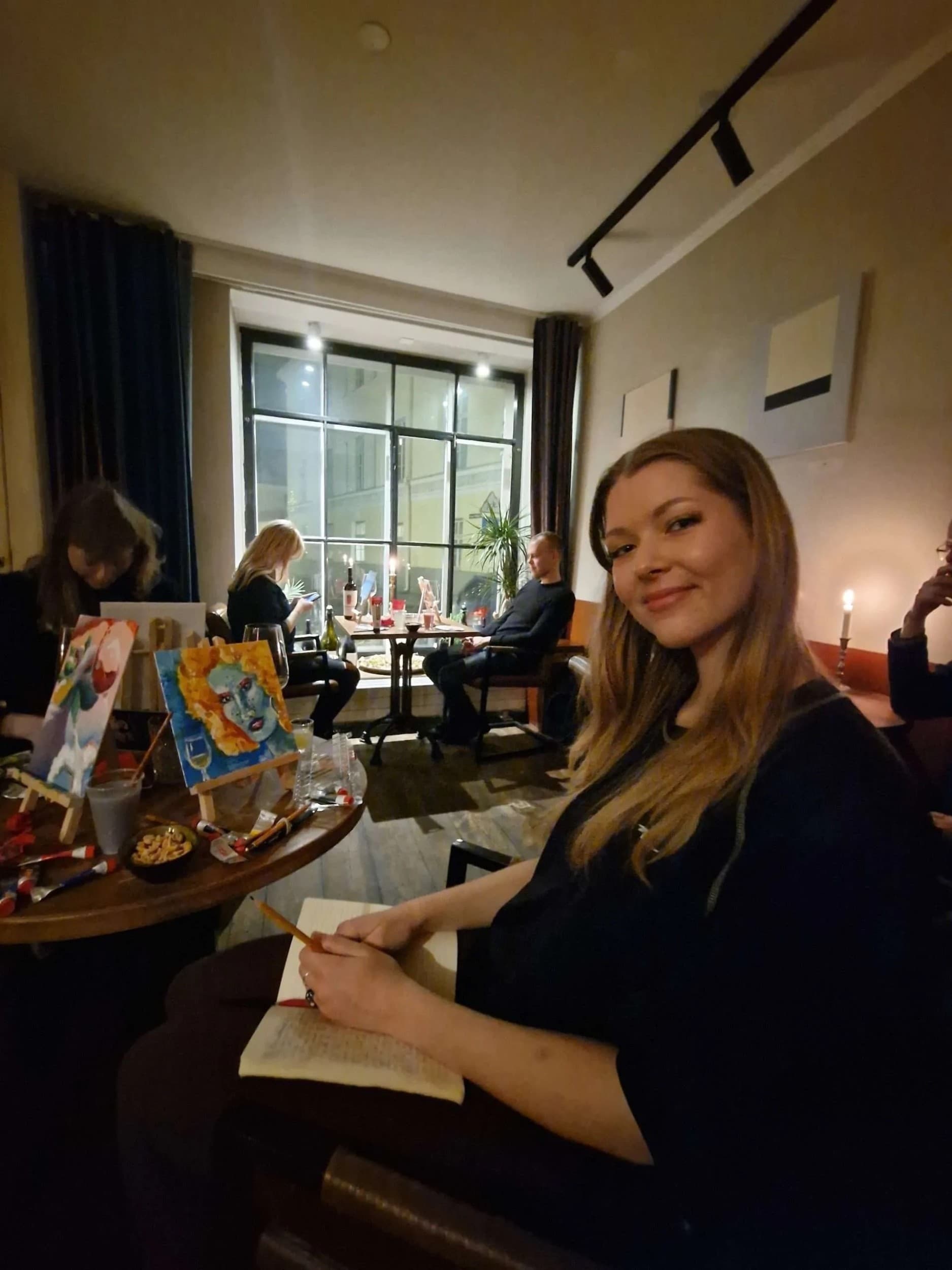 Sip & Paint для одного в Toro Winebar